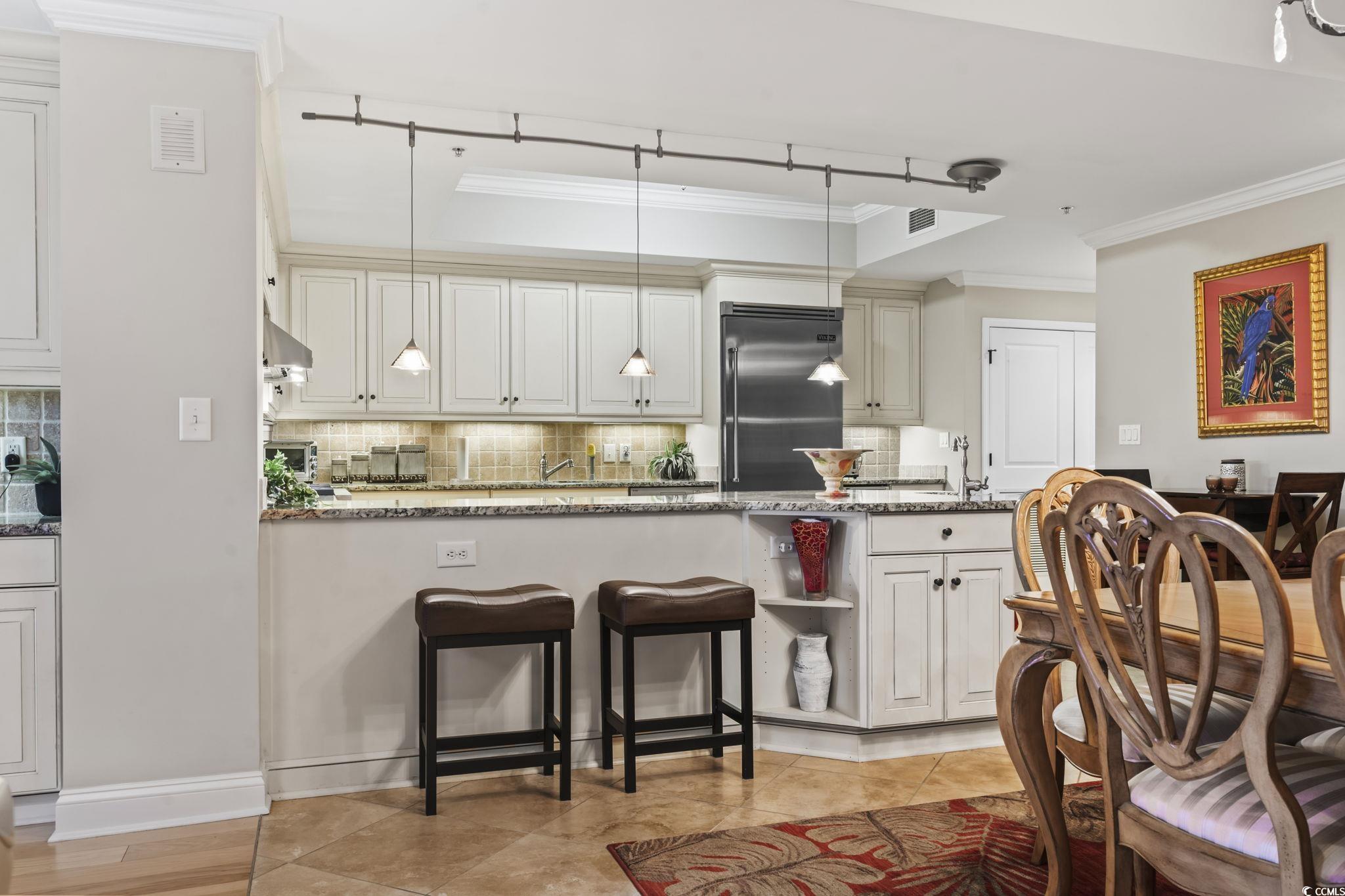 9547 Edgerton Dr. Unit: 305