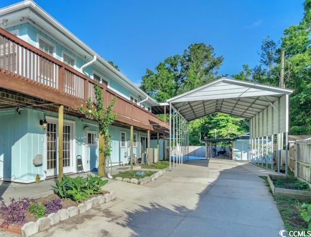 64 Smith Blvd.