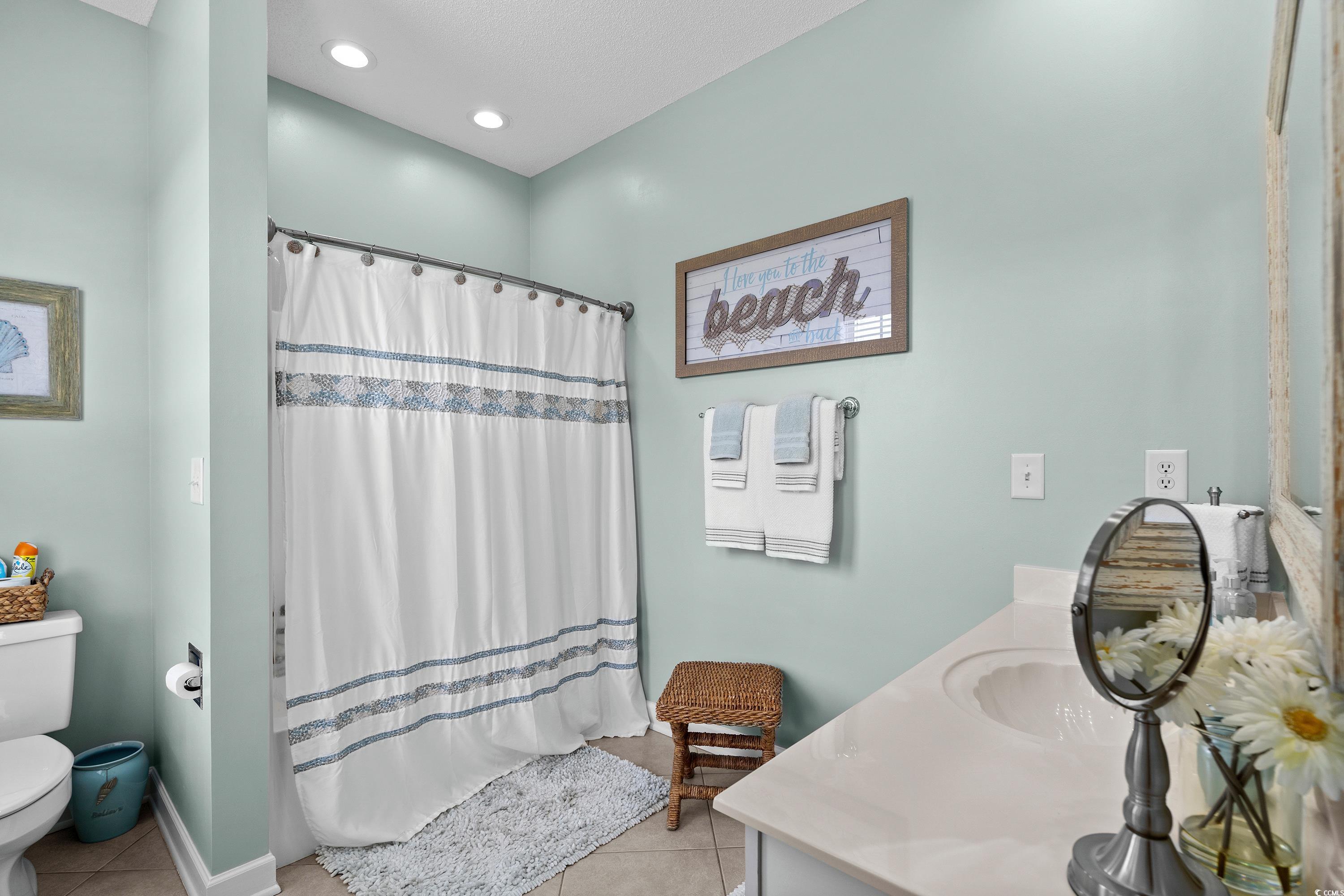 1617 N Dogwood Dr. N