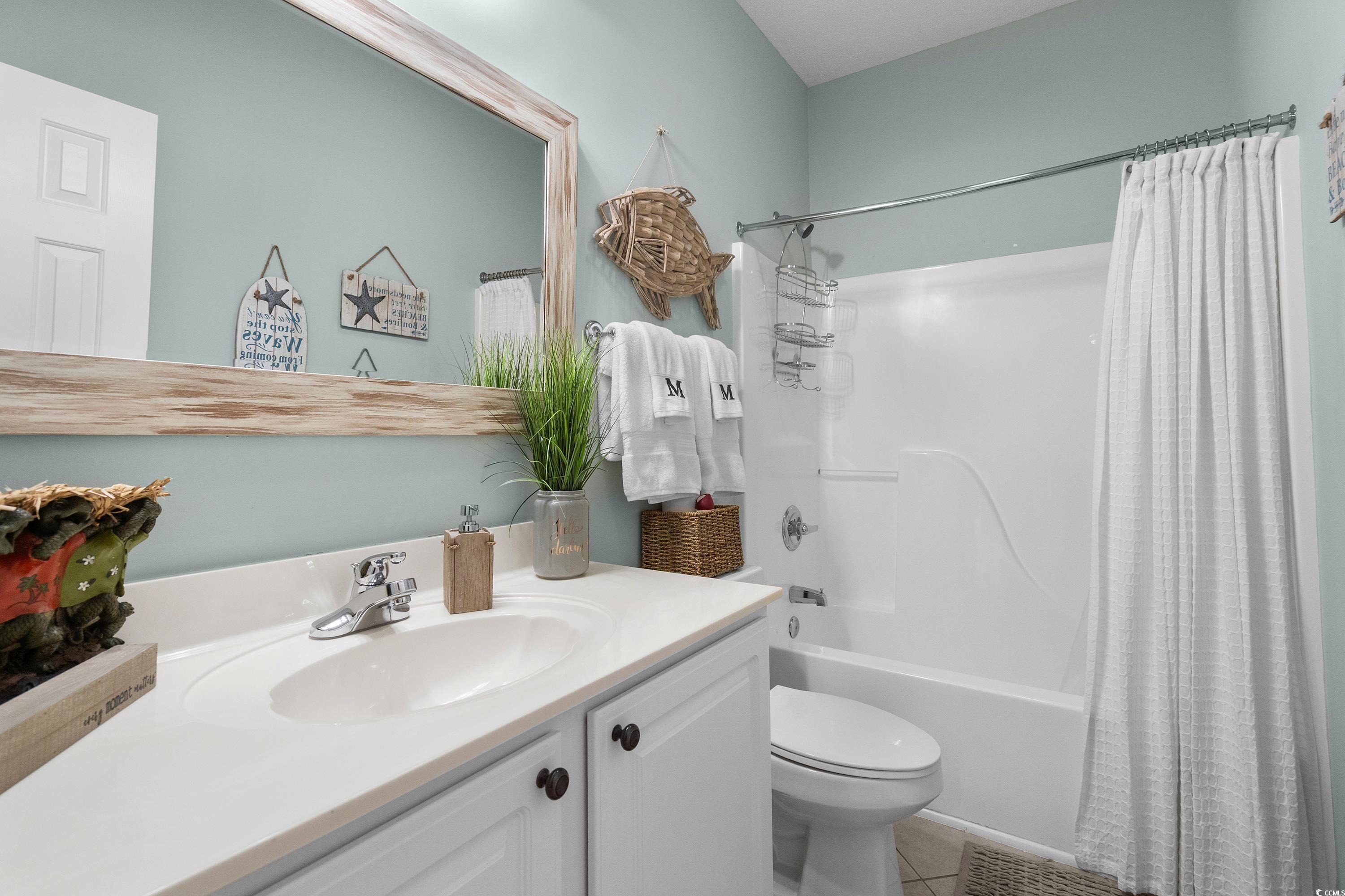 1617 N Dogwood Dr. N