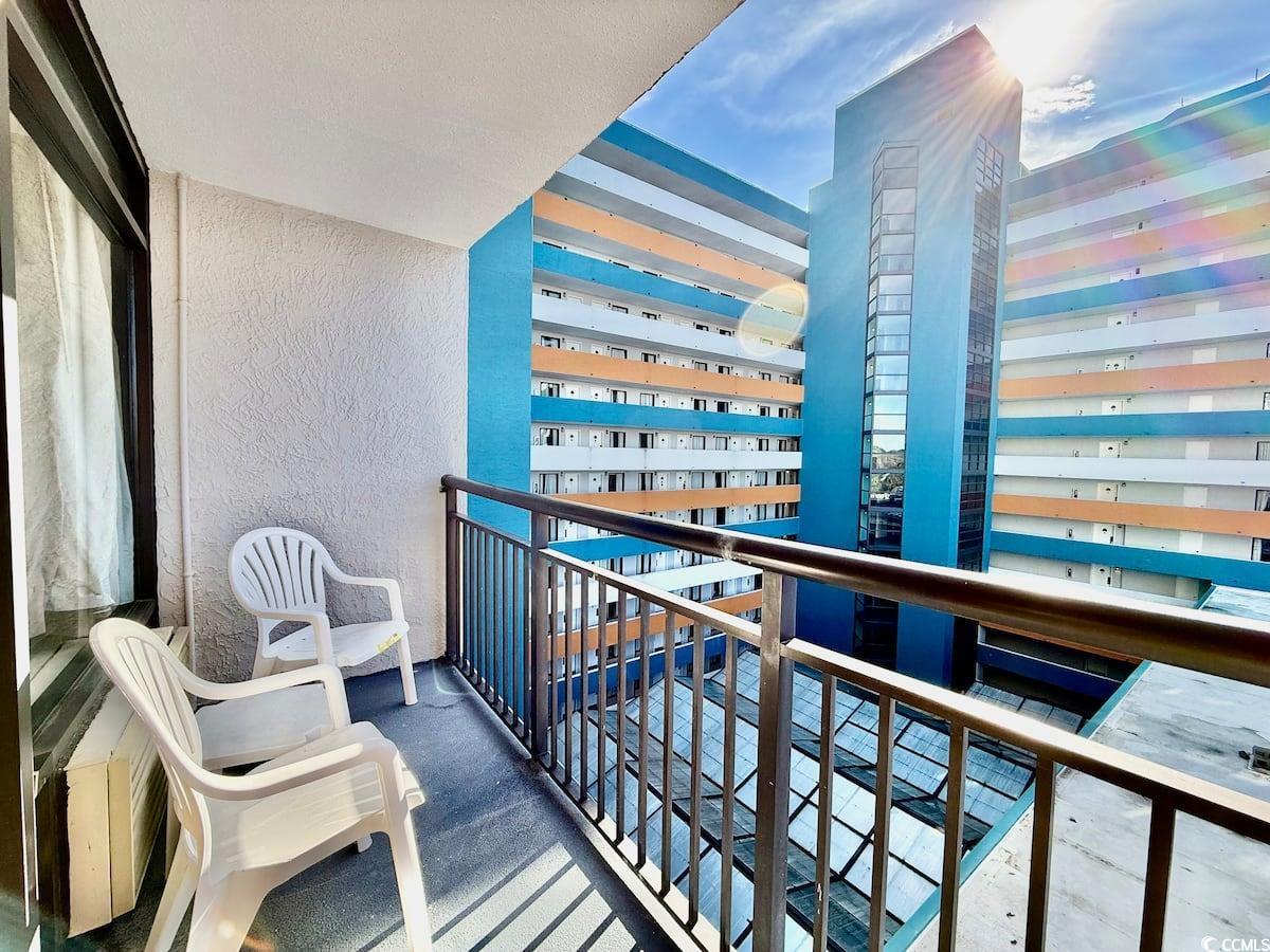 1501 Ocean Blvd. S Unit: 812