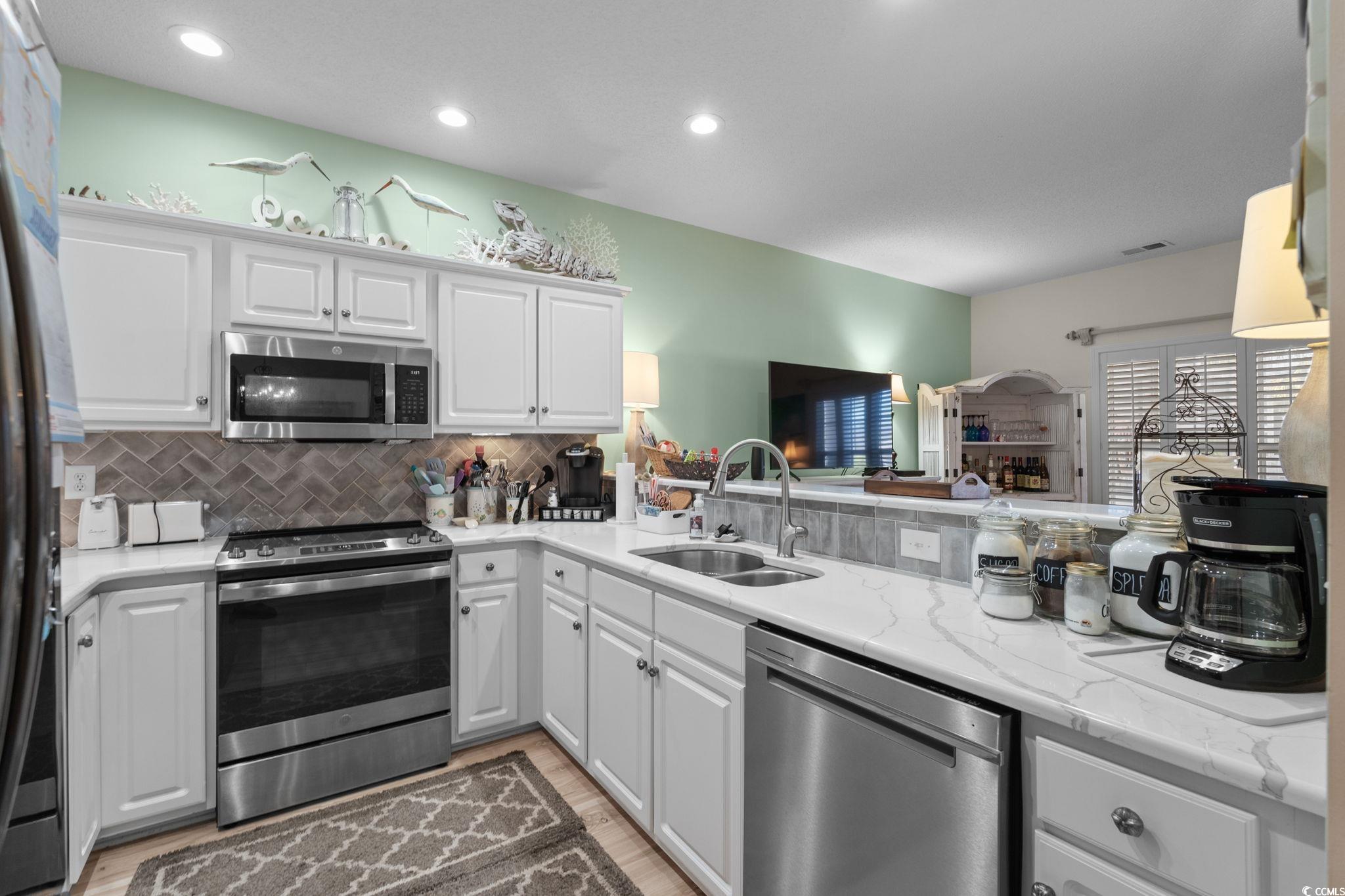 1058 Sea Mountain Hwy. Unit: 11-103