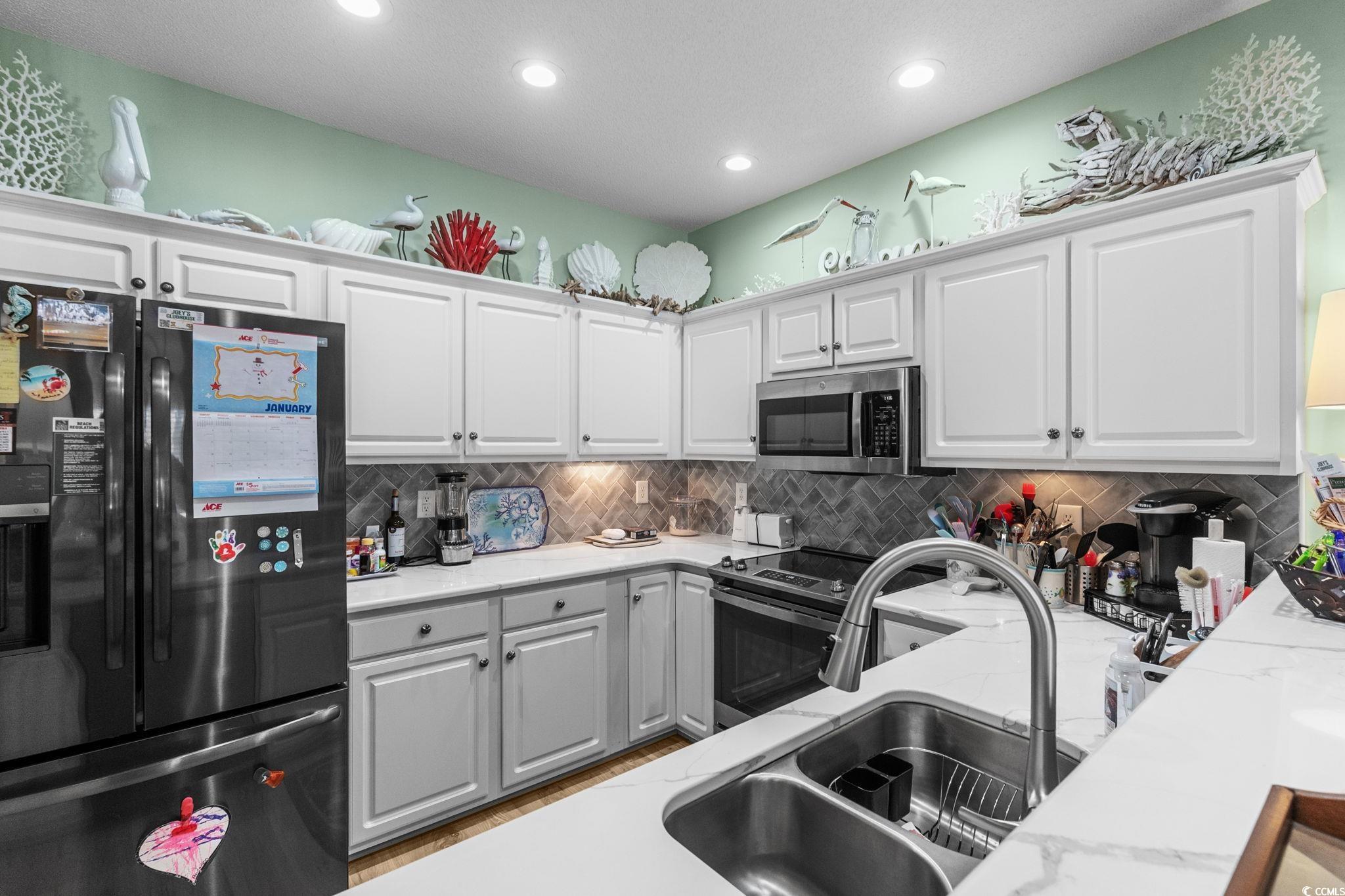 1058 Sea Mountain Hwy. Unit: 11-103