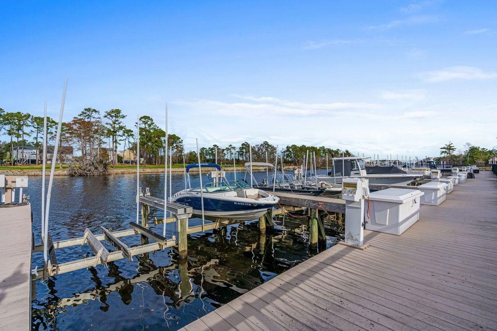 265 Venice Way Unit: I-305