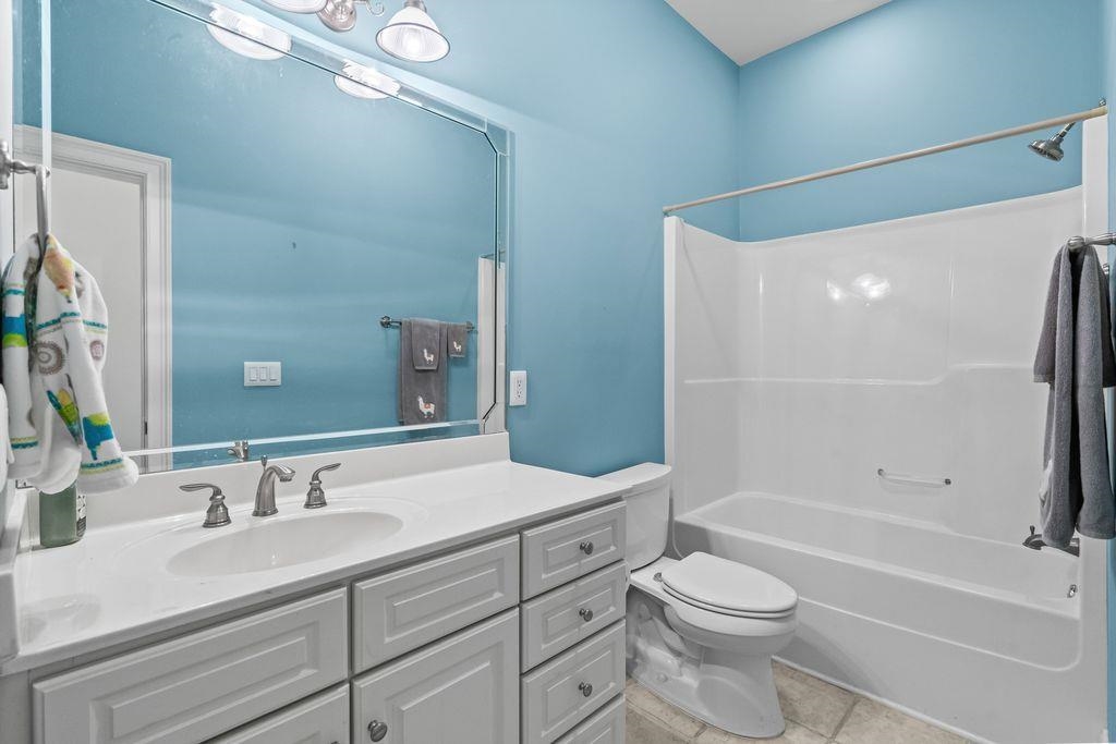 265 Venice Way Unit: I-305