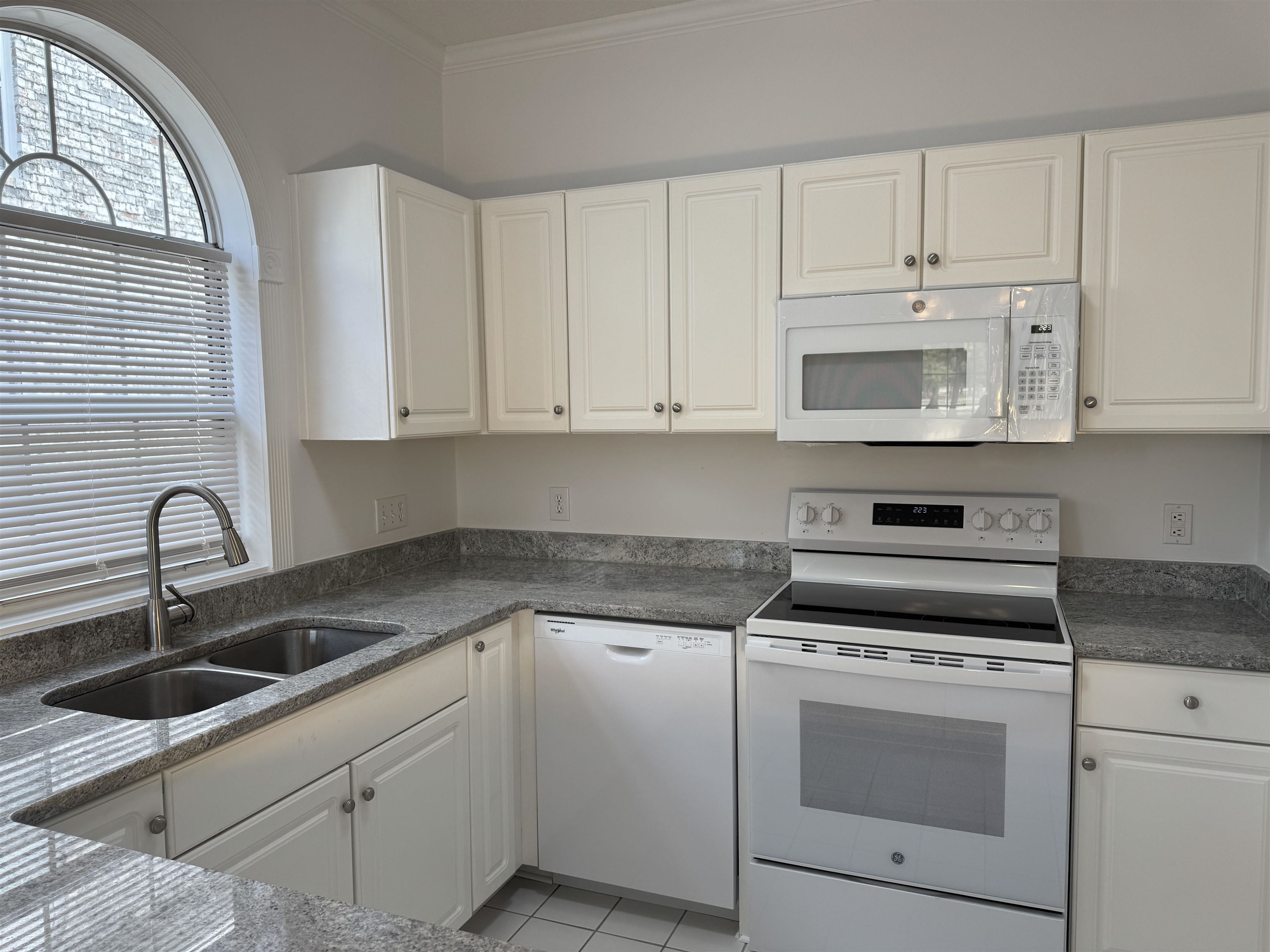 4733 Wild Iris Dr. Unit: 204