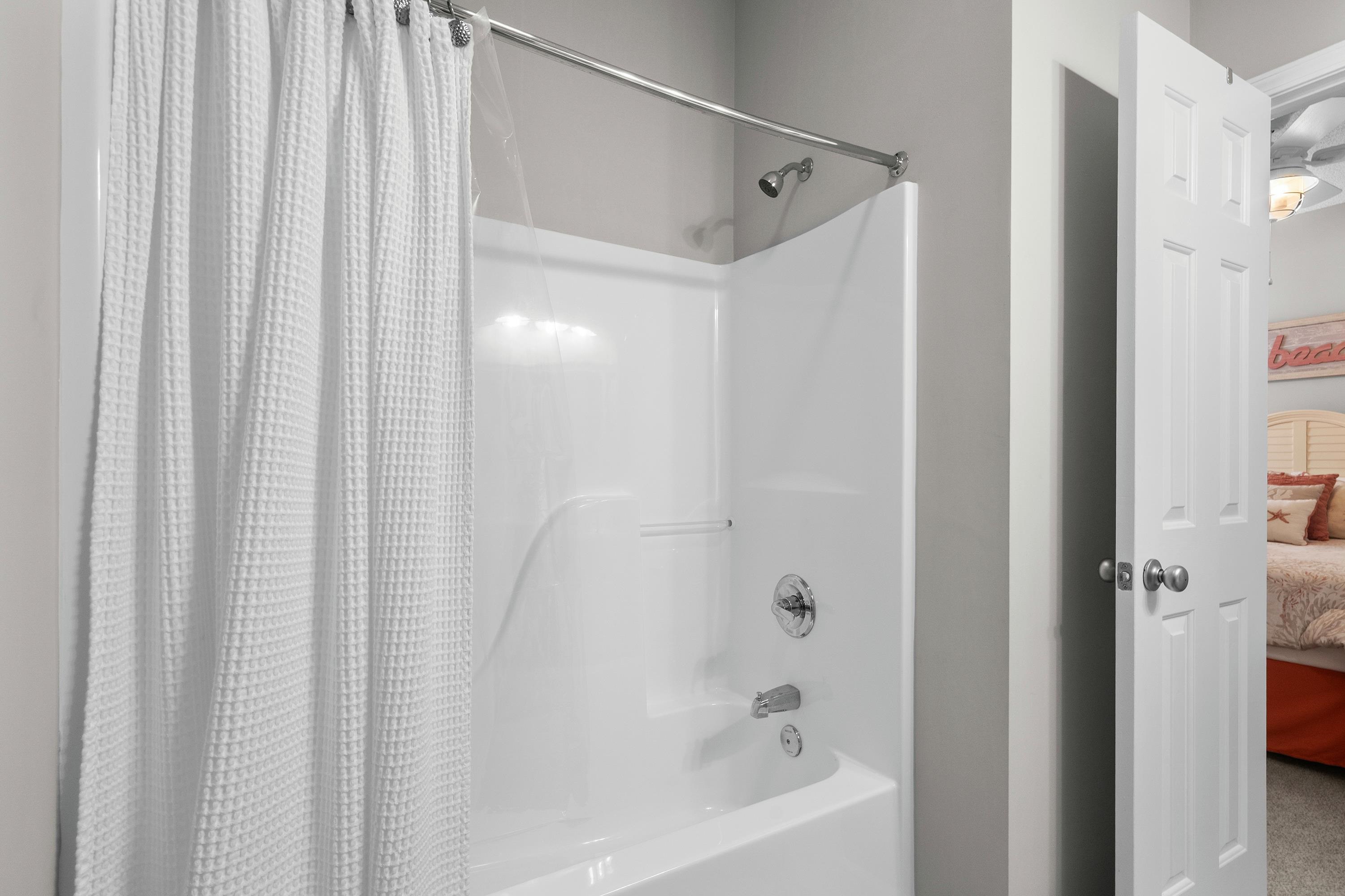 1617 N Dogwood Dr. N