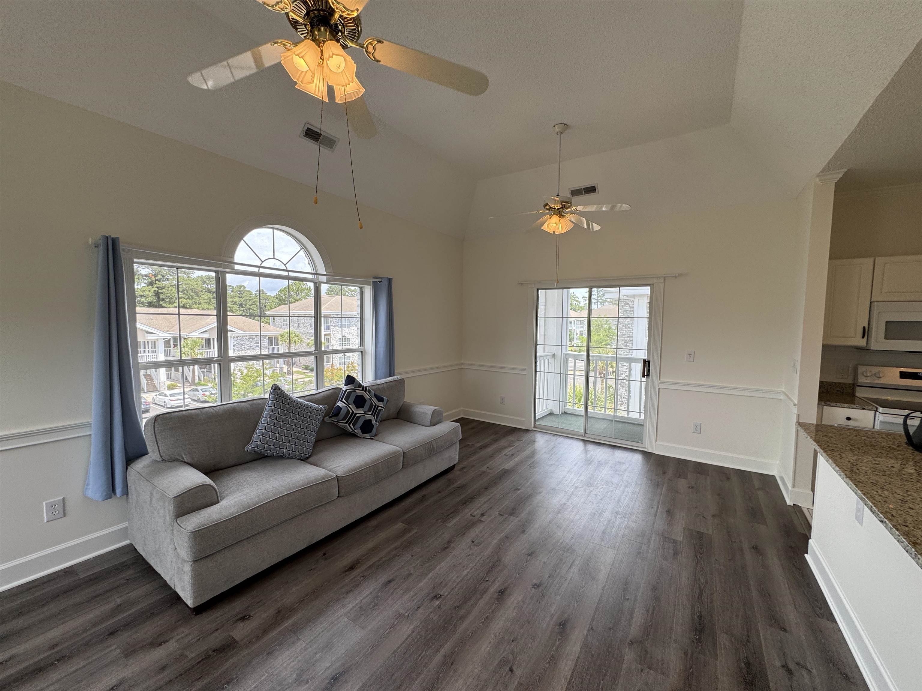 4765 Wild Iris Dr. Unit: 305