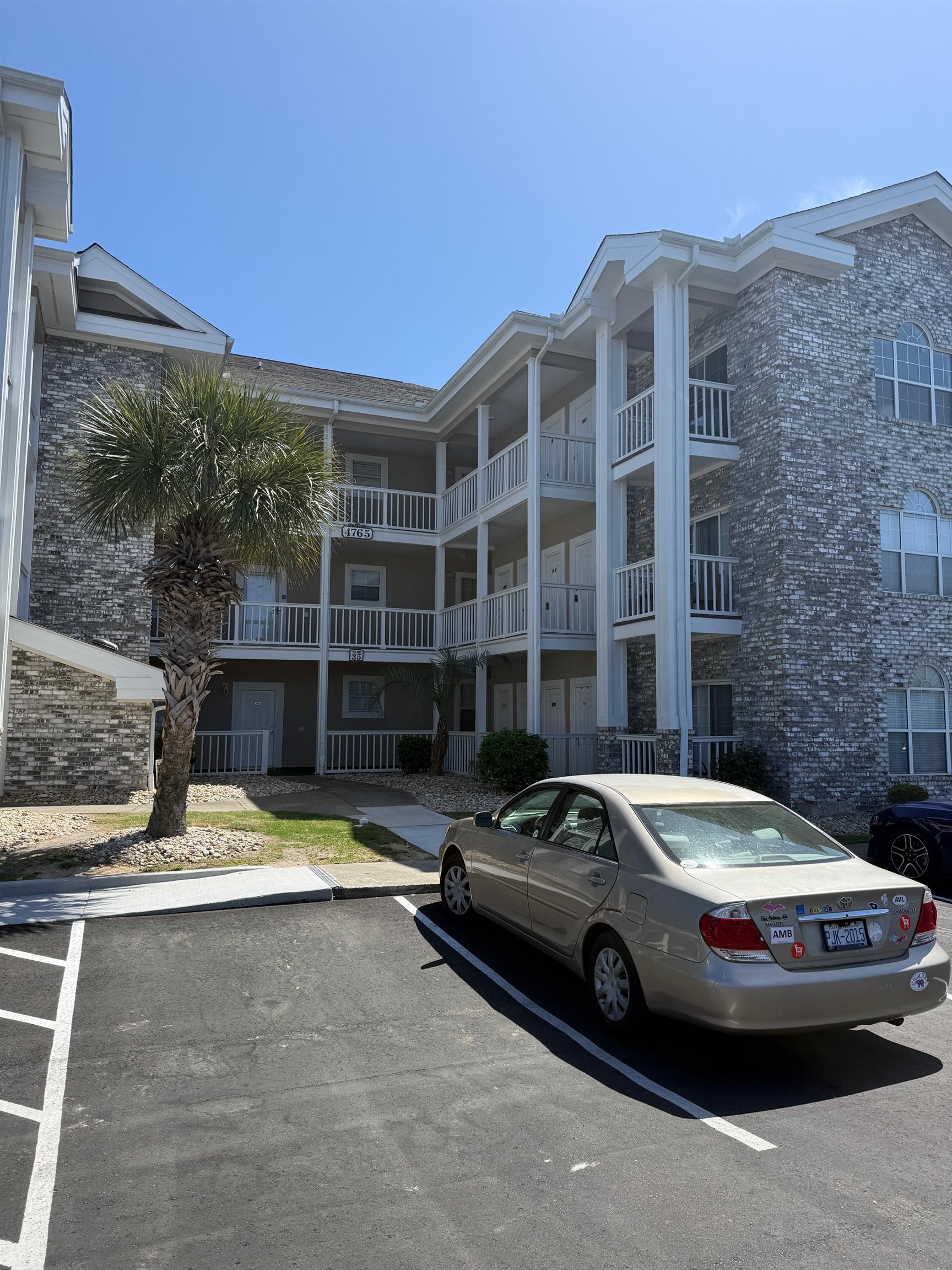 4765 Wild Iris Dr. Unit: 305
