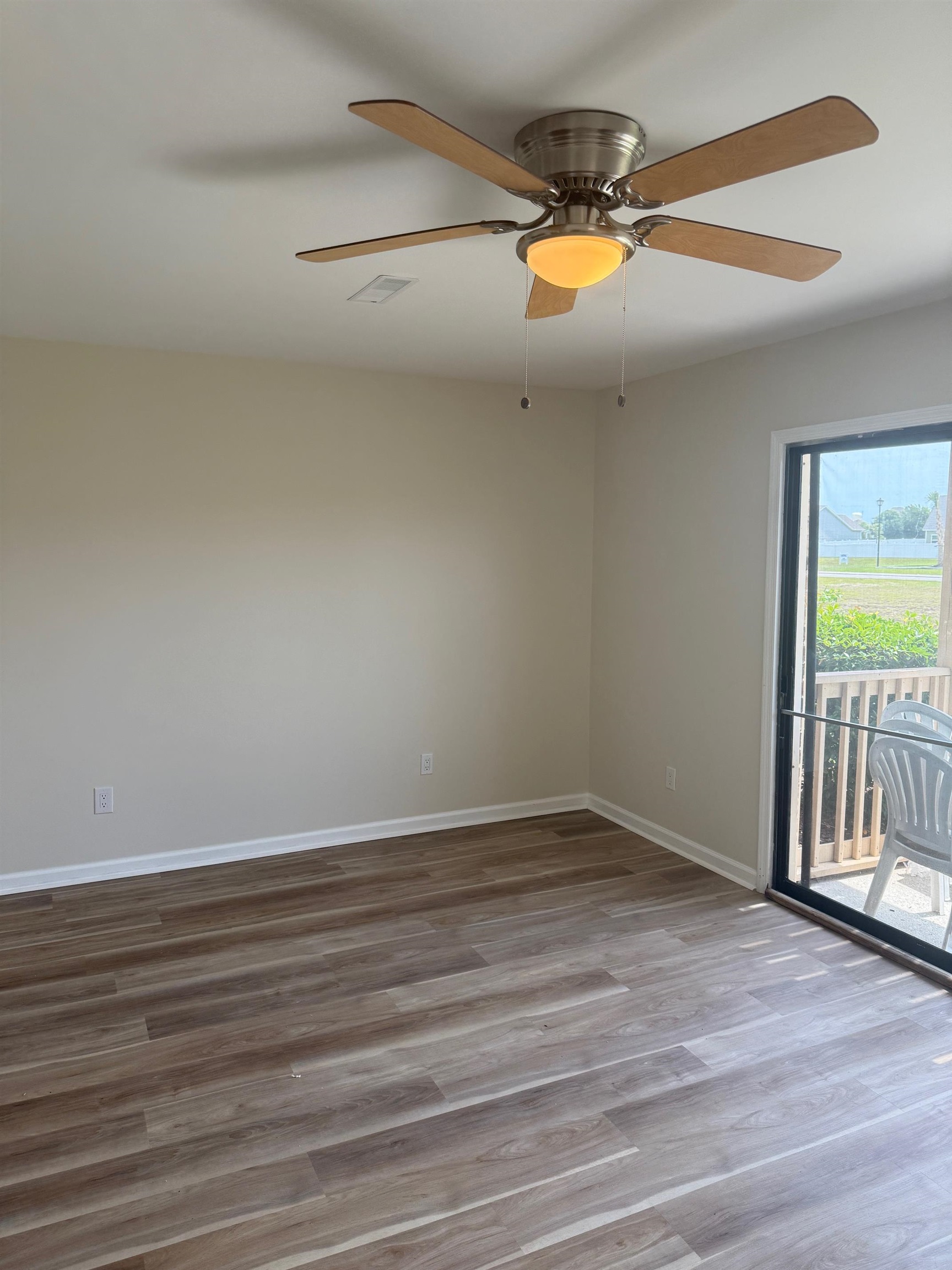 205 Double Eagle Dr. Unit: G1