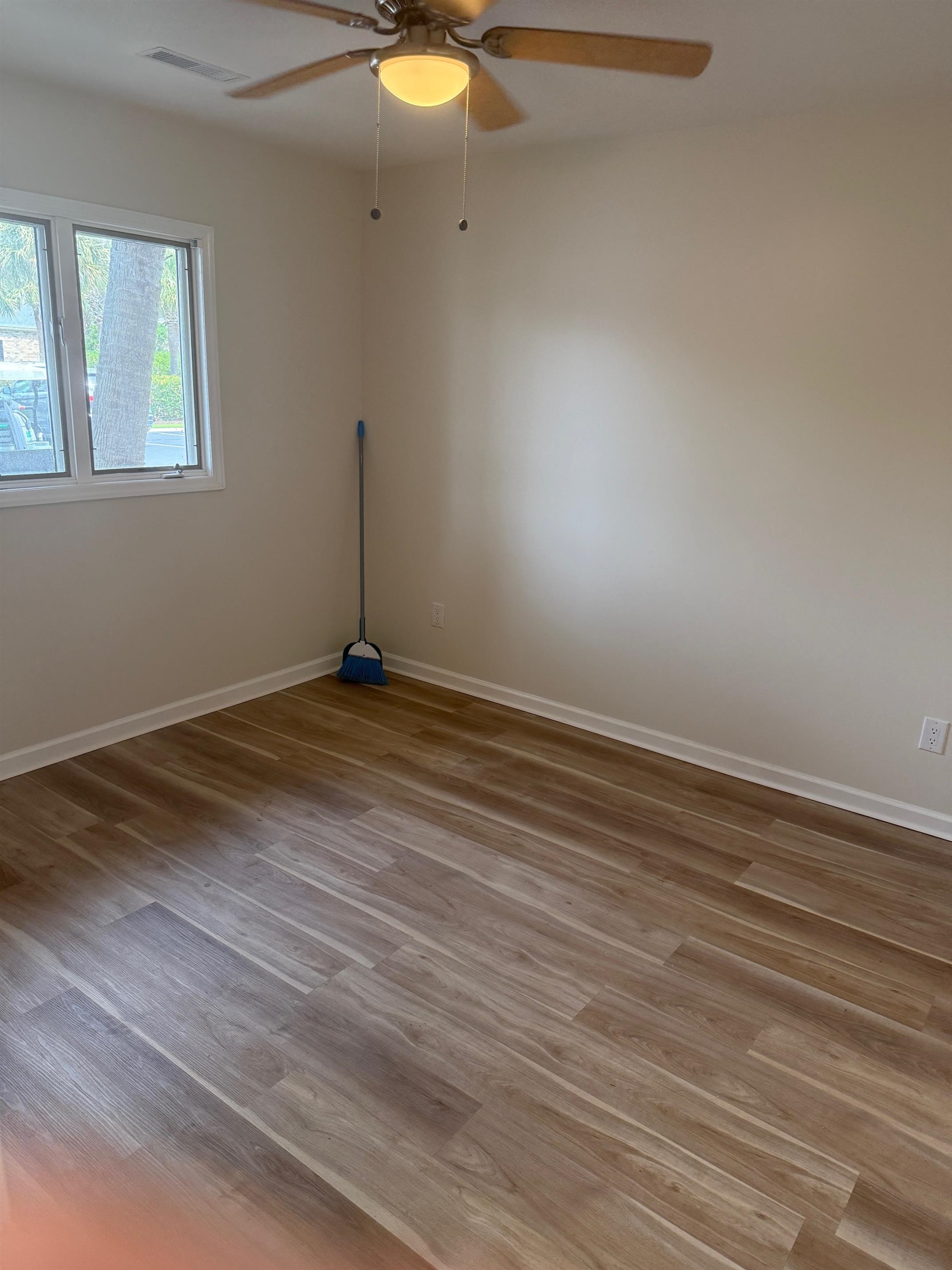 205 Double Eagle Dr. Unit: G1