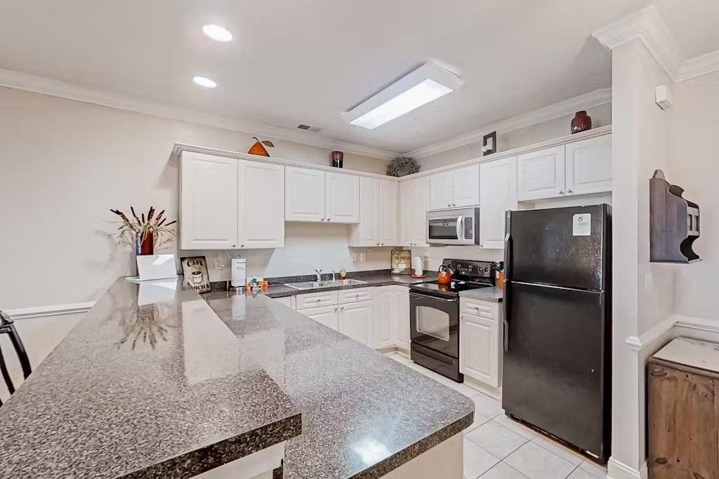 4812 Magnolia Lake Dr. Unit: 104