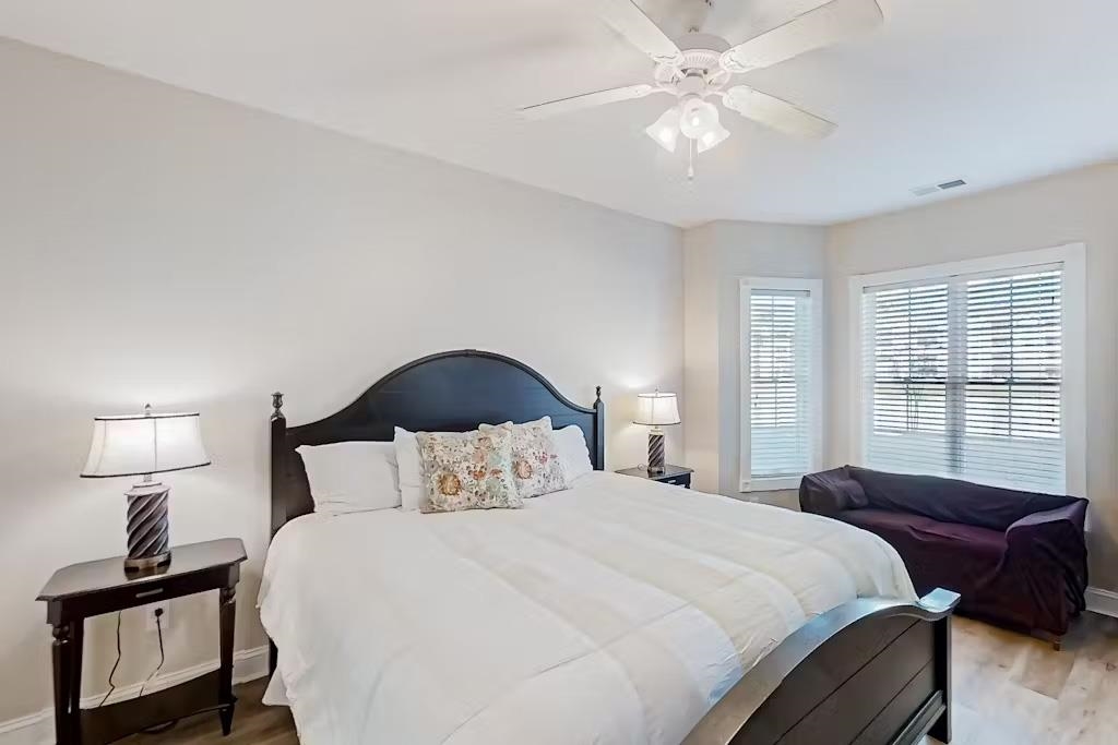 4812 Magnolia Lake Dr. Unit: 104