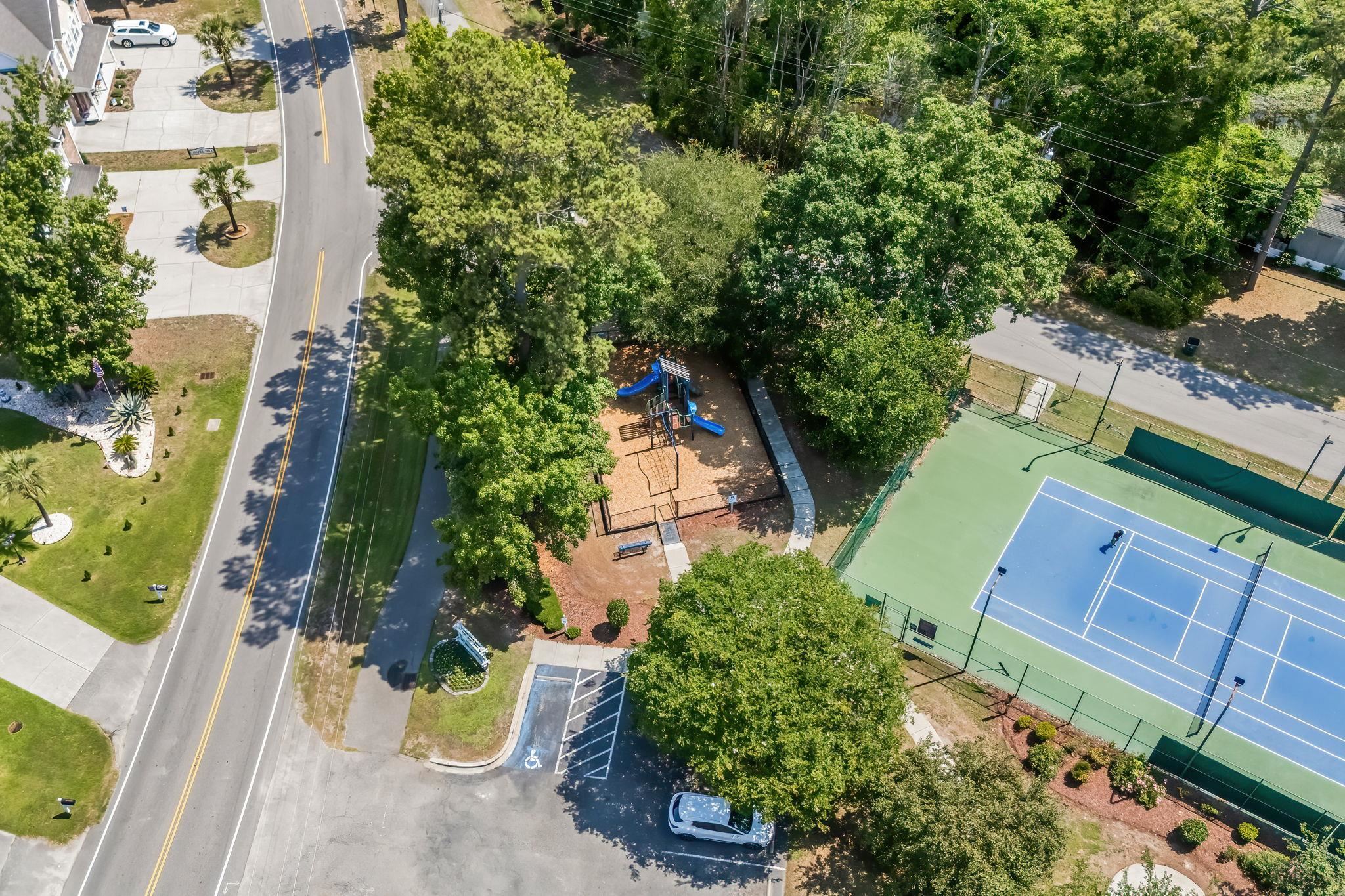 2527 Hillbourne Loop
