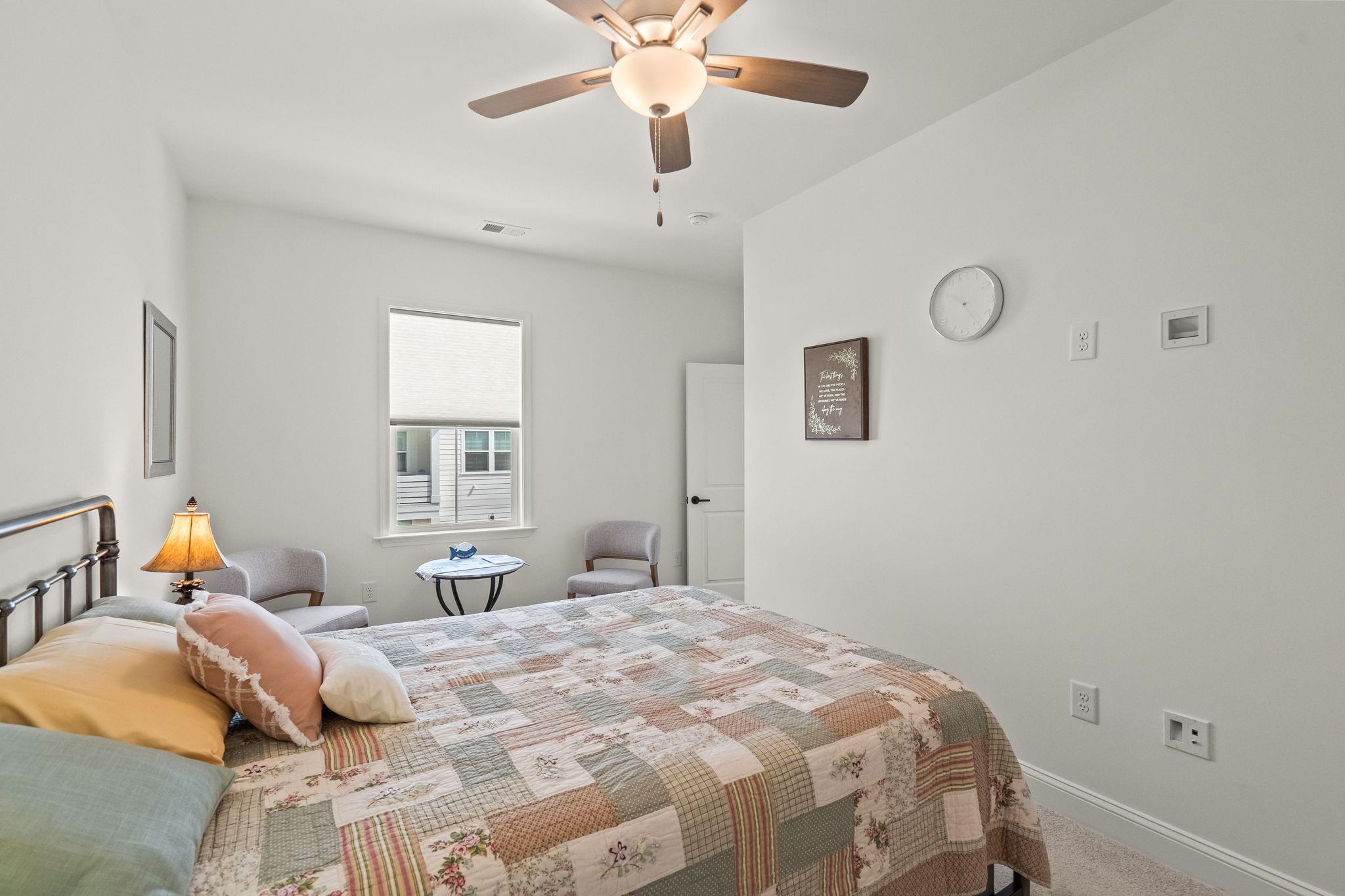 2527 Hillbourne Loop