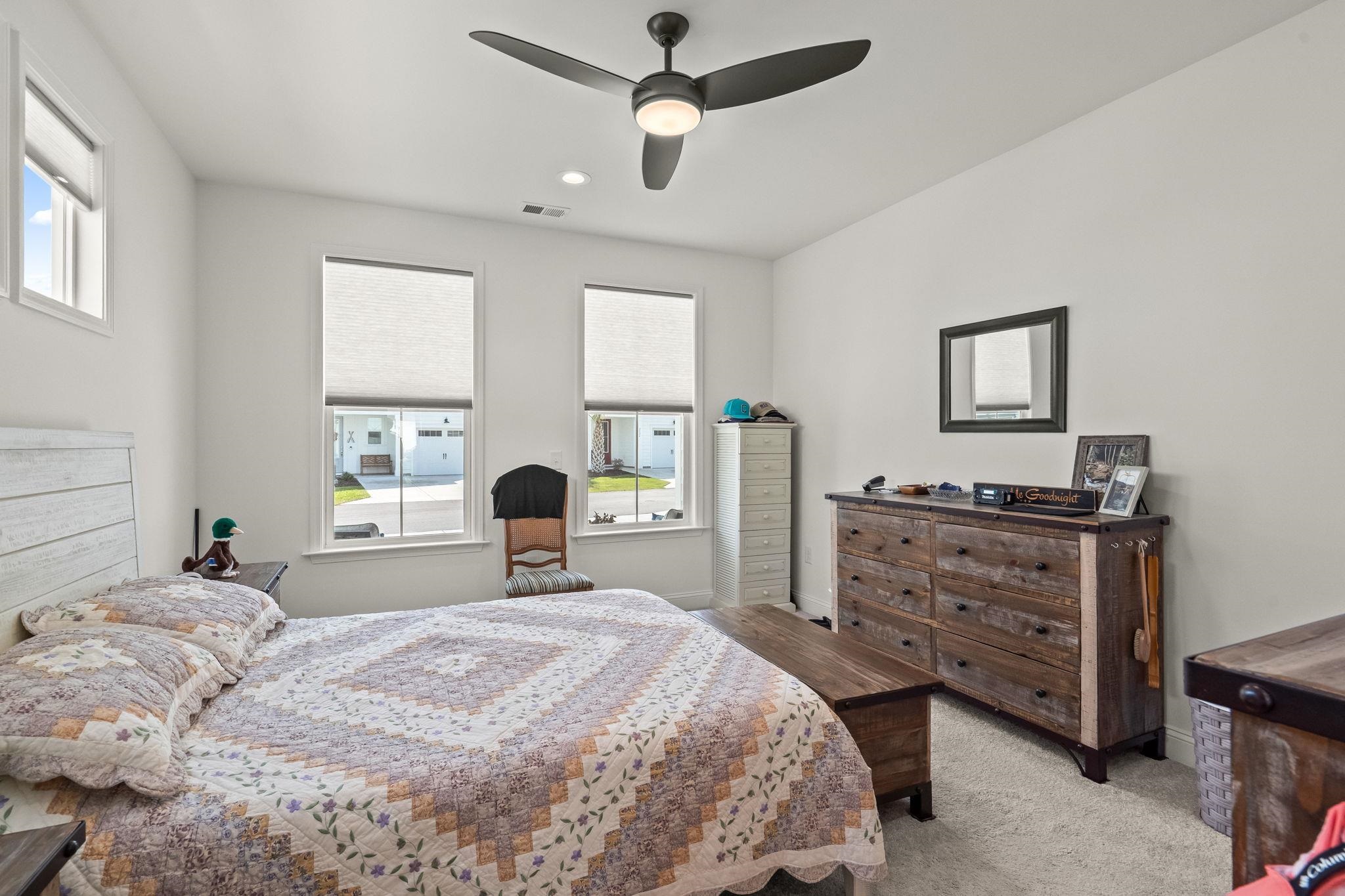 2527 Hillbourne Loop