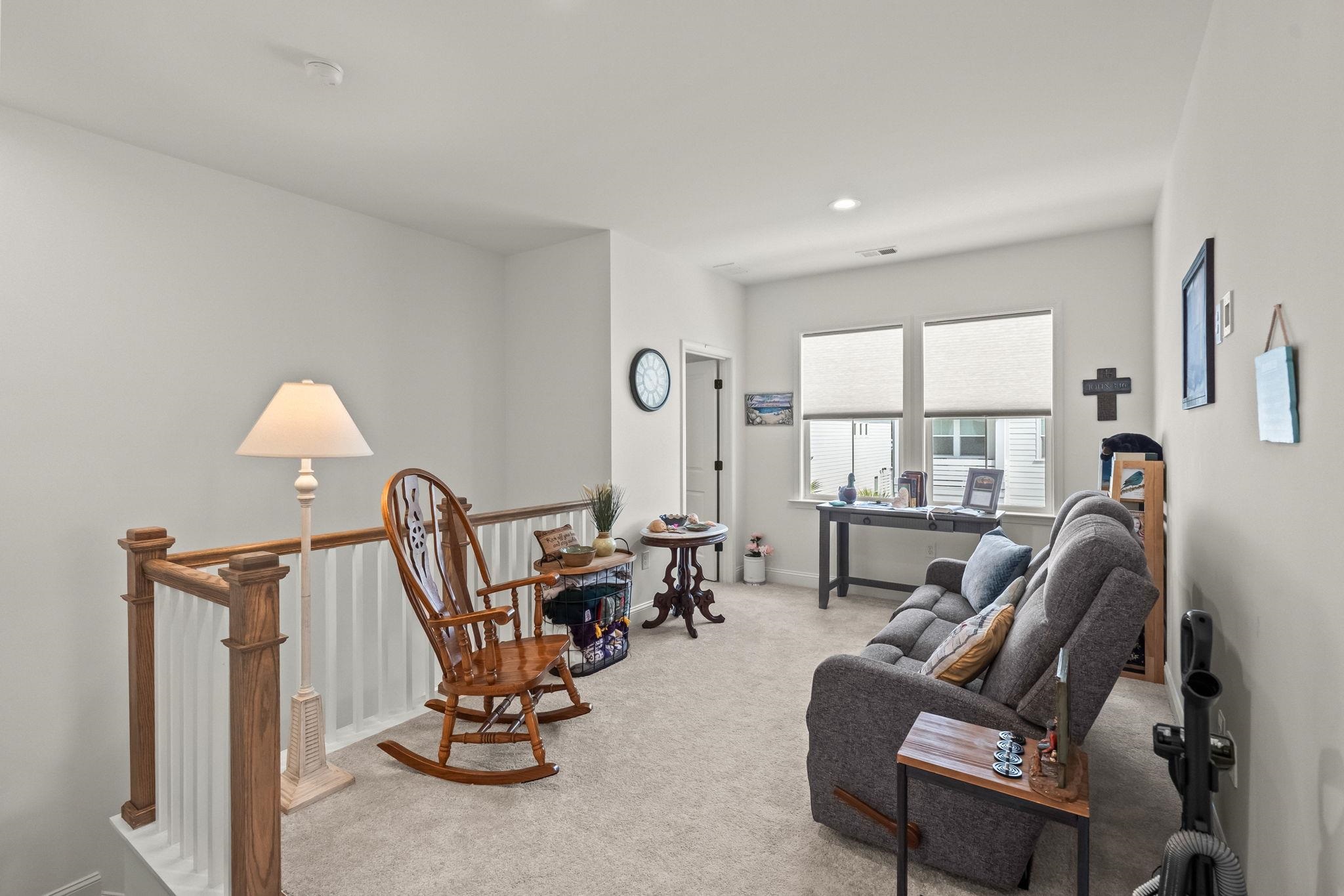 2527 Hillbourne Loop