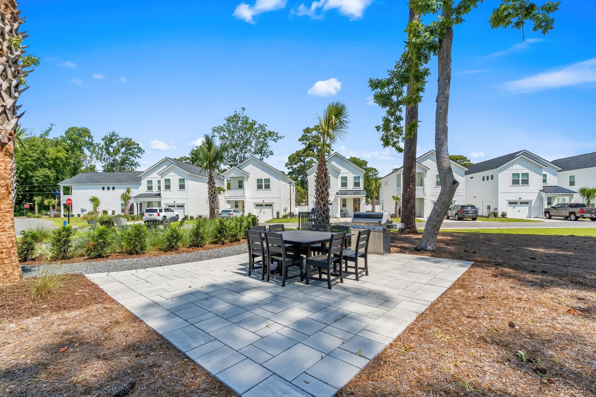 2527 Hillbourne Loop