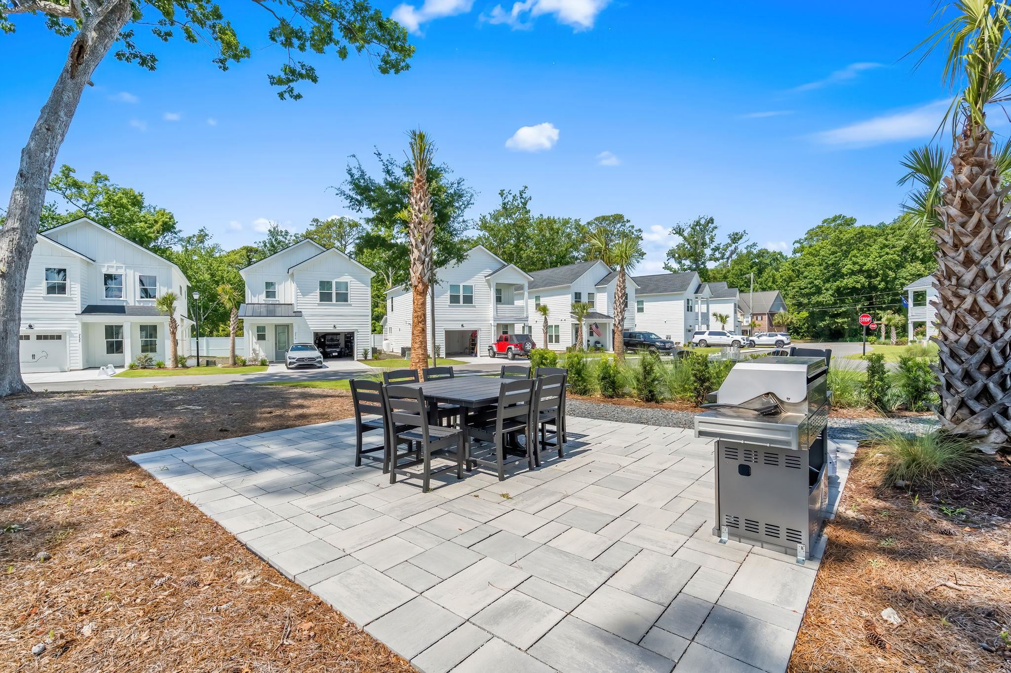 2527 Hillbourne Loop