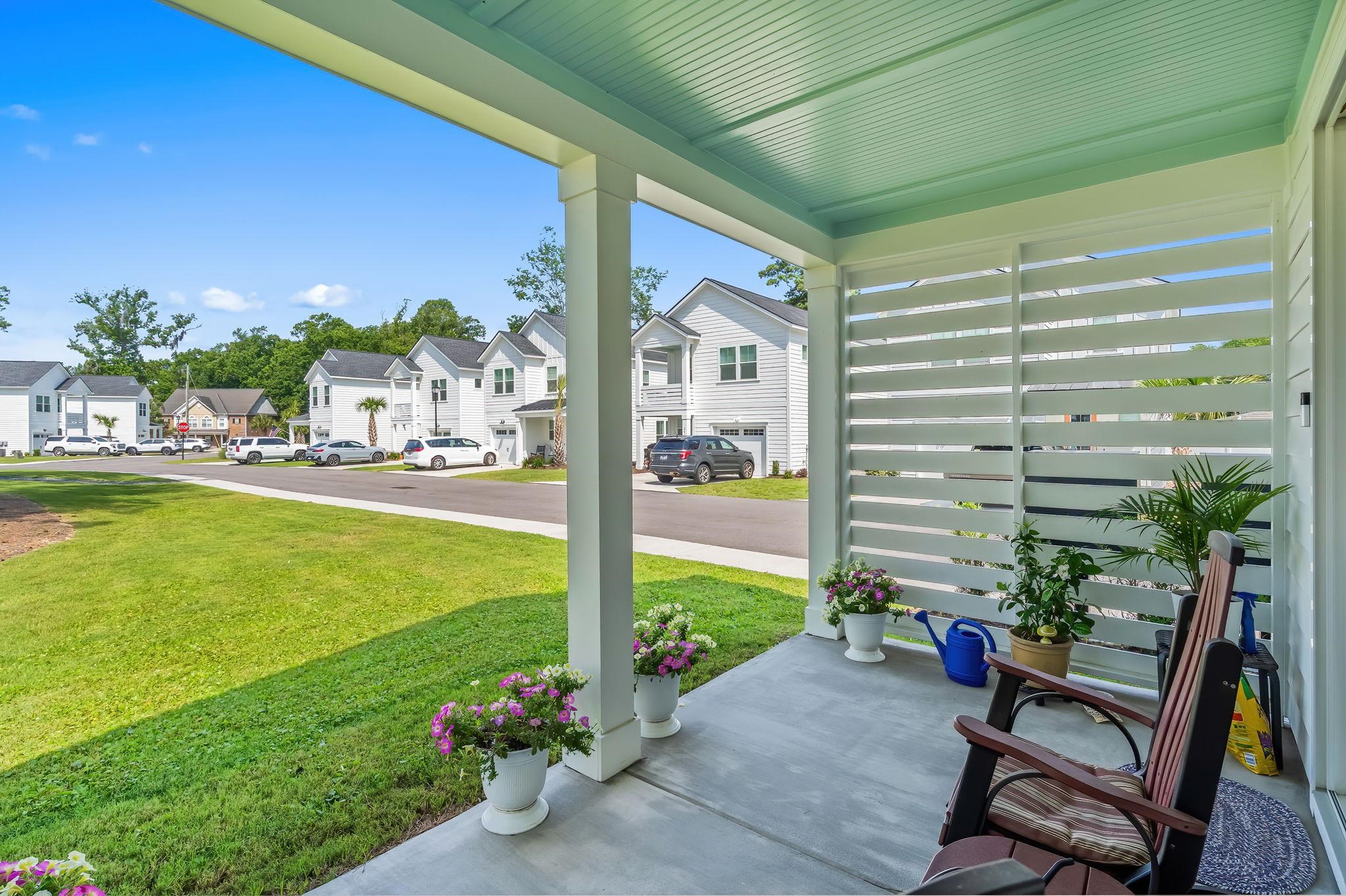 2527 Hillbourne Loop