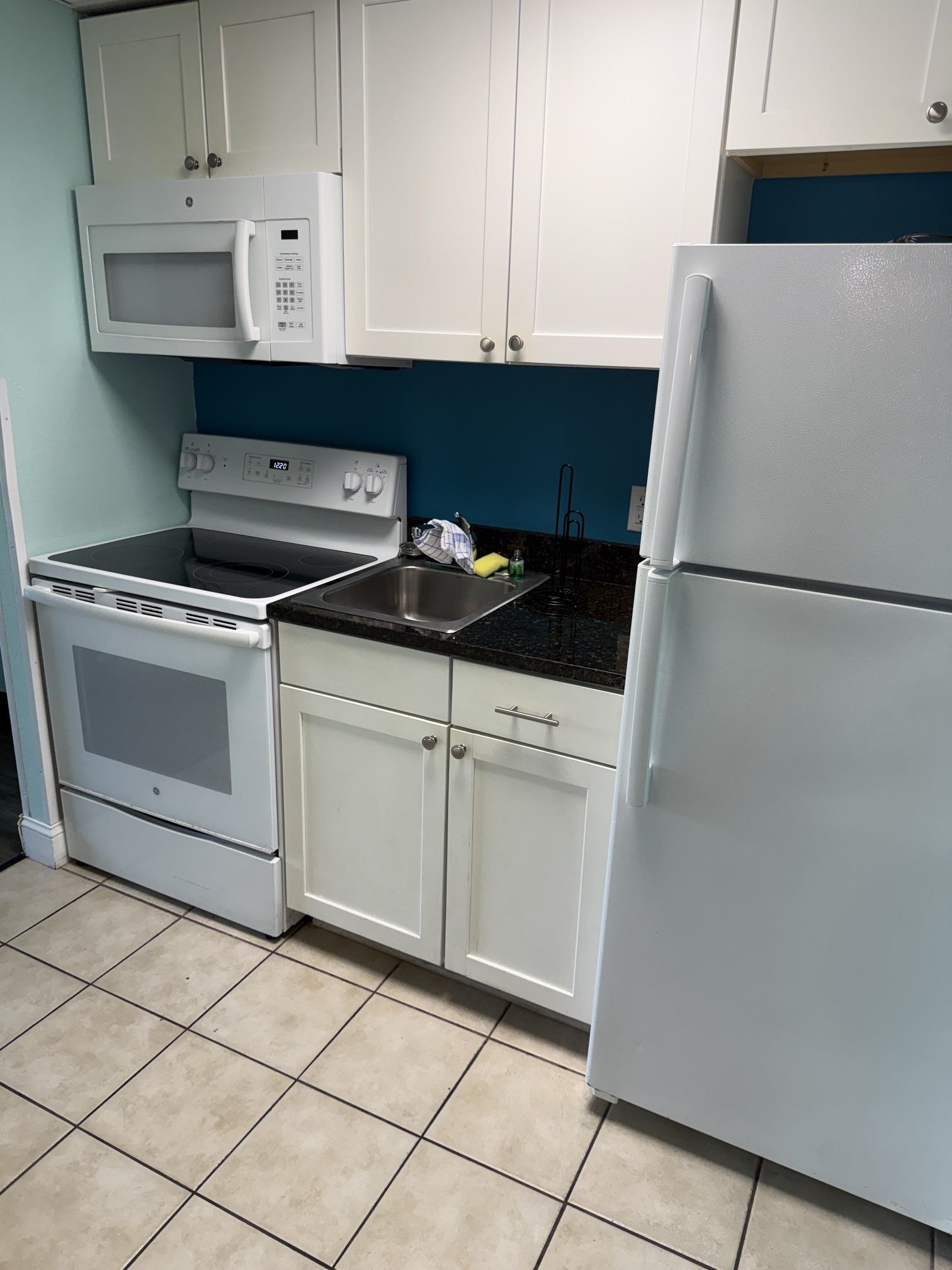 6900 Ocean Blvd. N Unit: 209