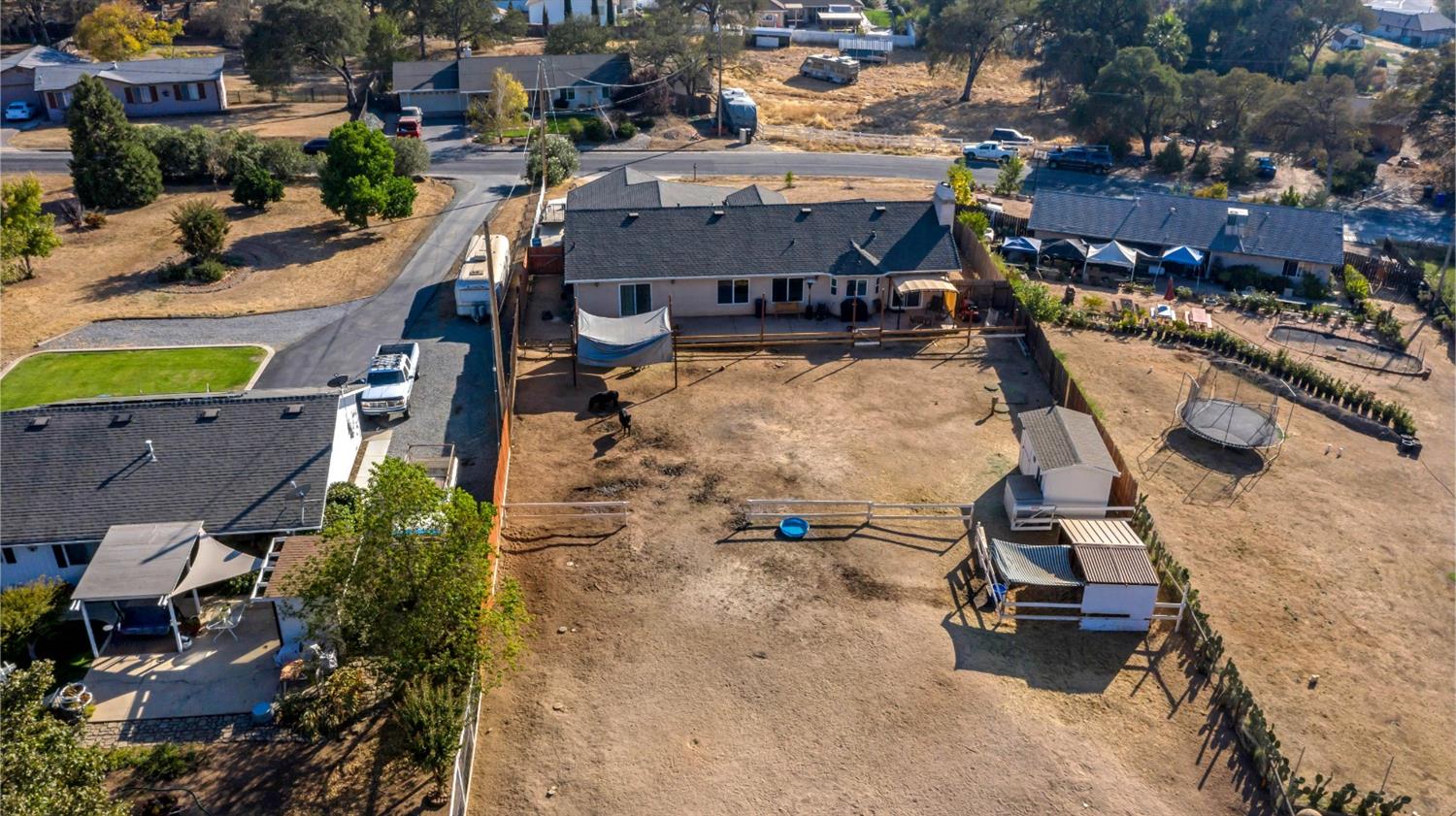 2611 Holmquist Lane