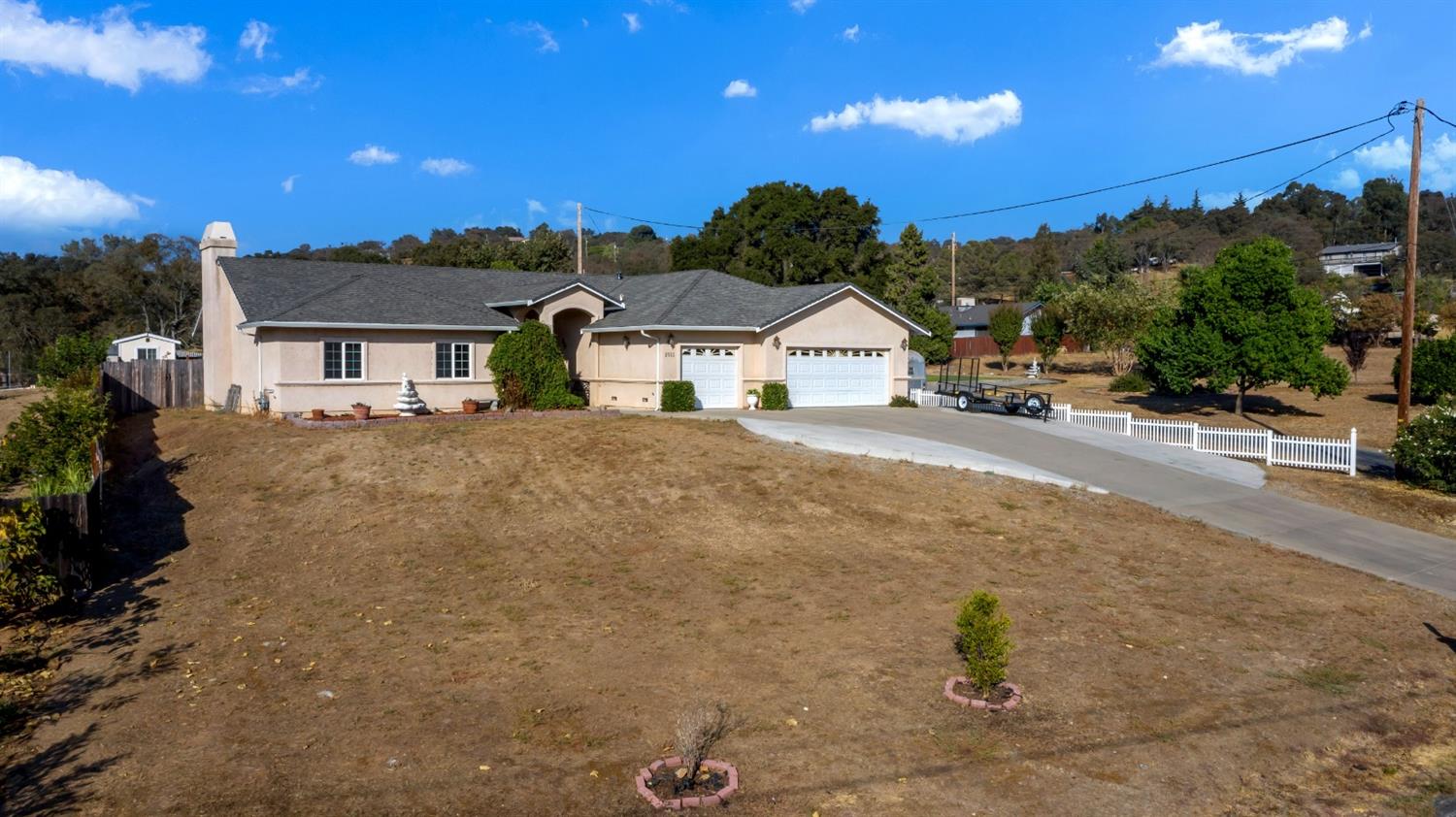 2611 Holmquist Lane