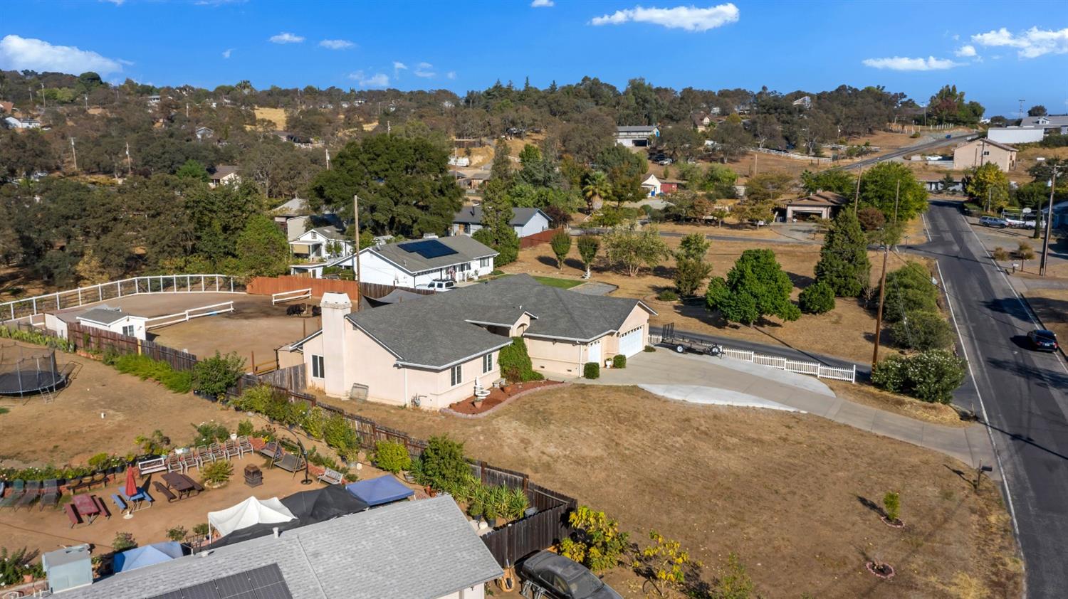 2611 Holmquist Lane
