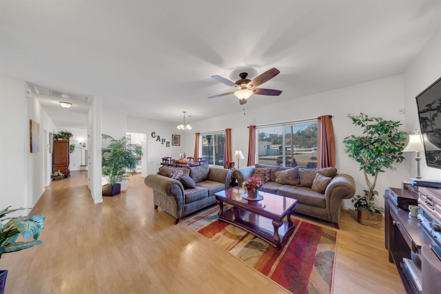 2611 Holmquist Lane