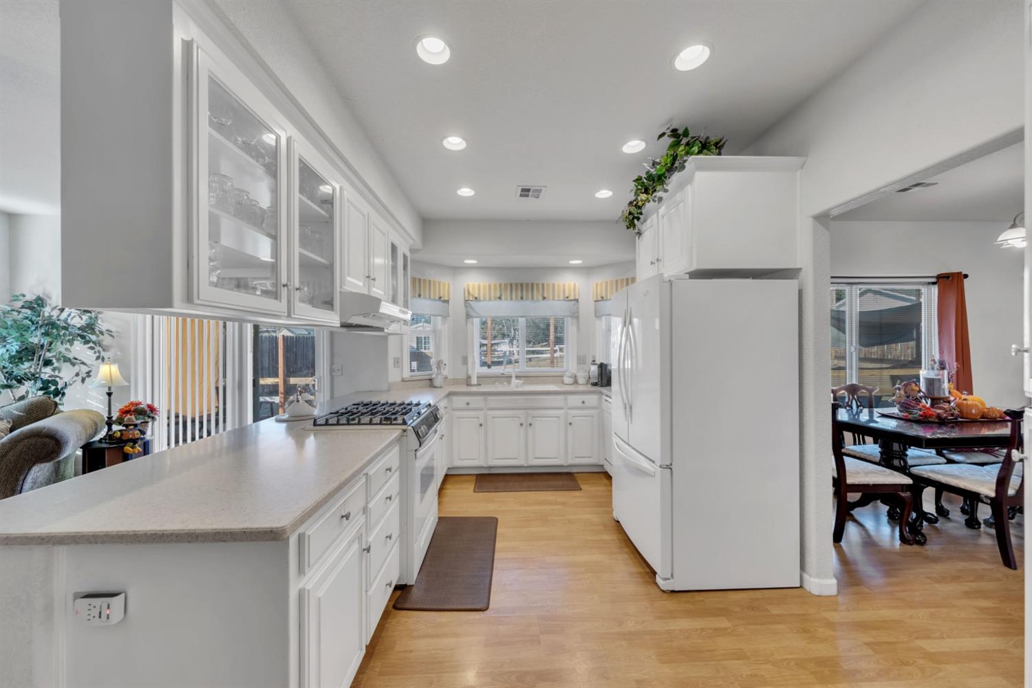 2611 Holmquist Lane