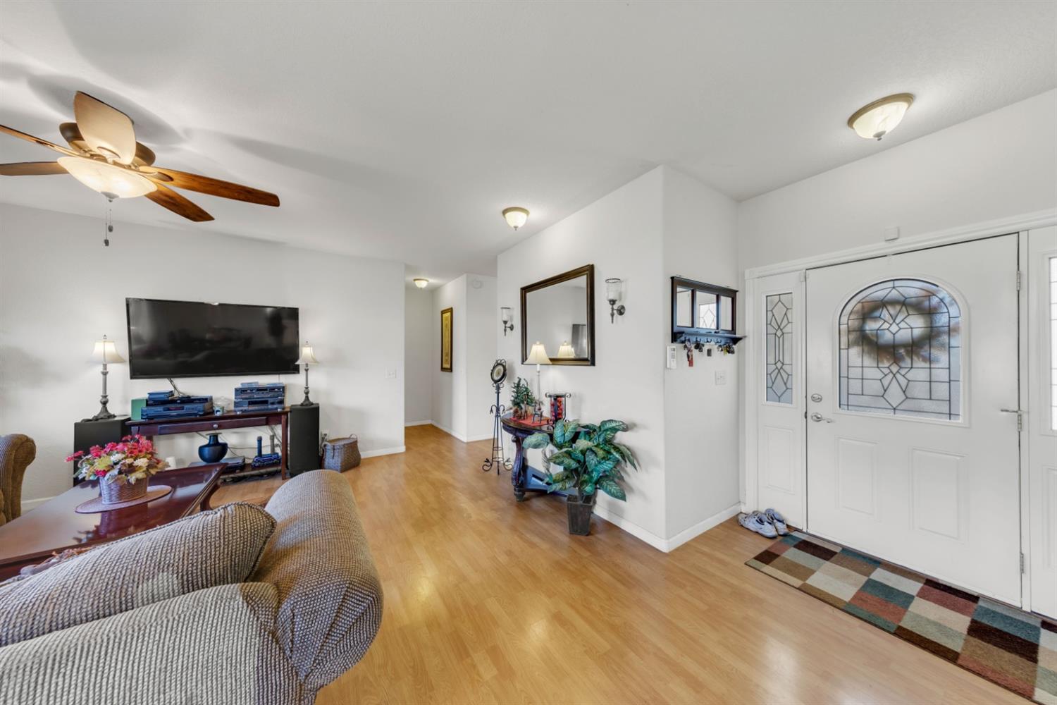 2611 Holmquist Lane
