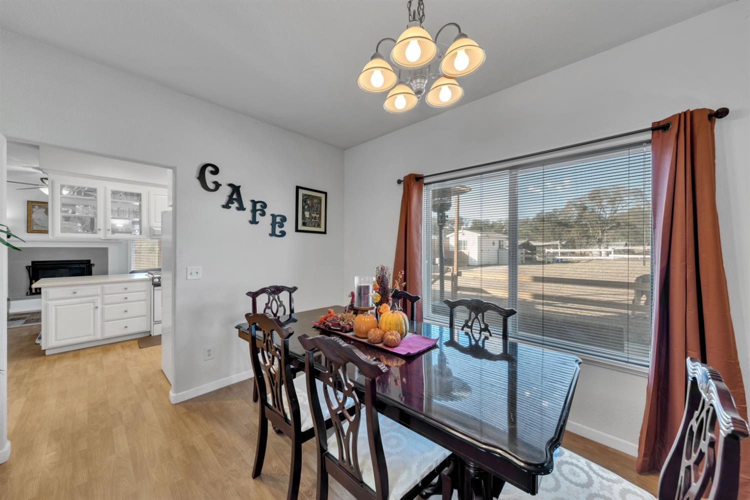 2611 Holmquist Lane