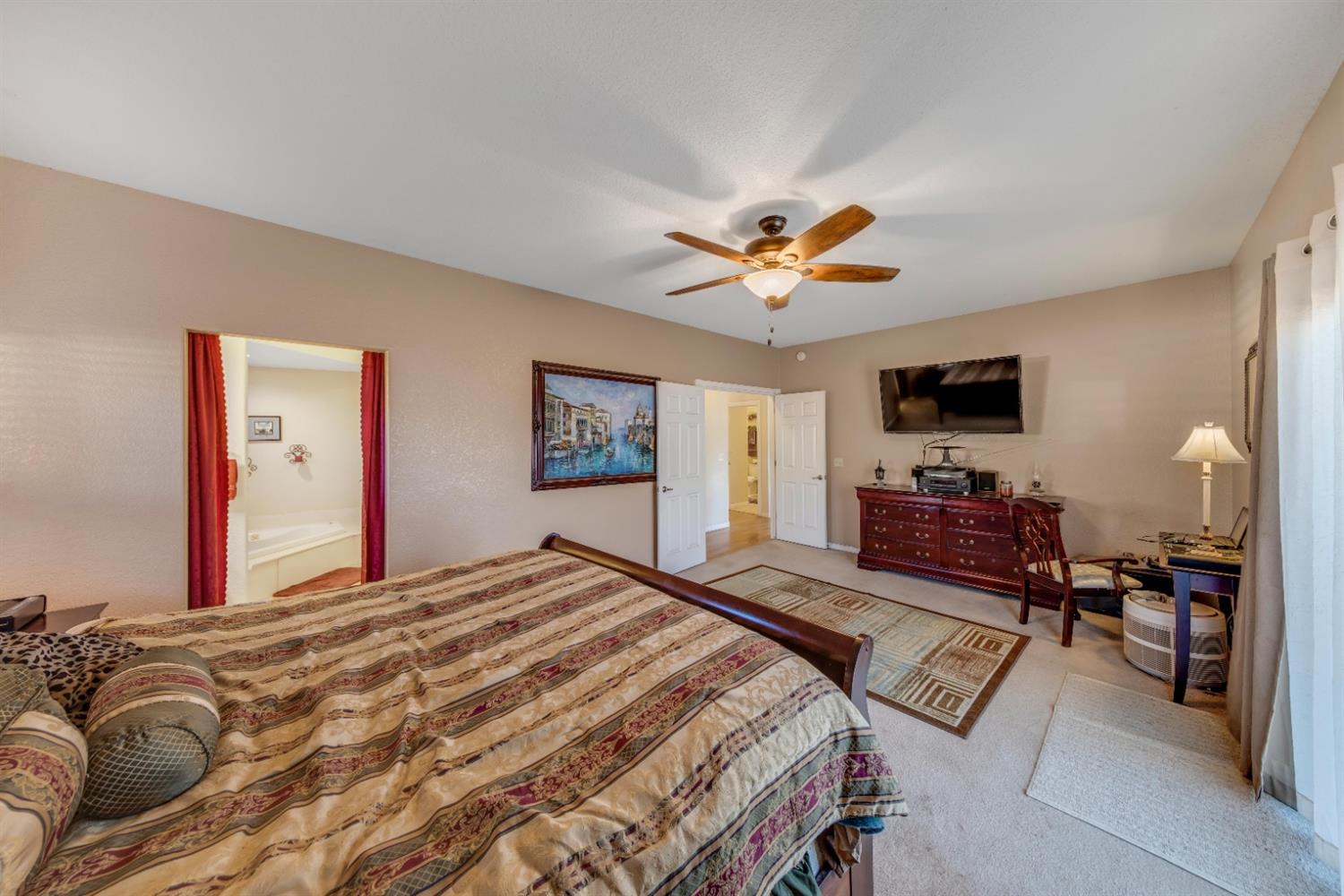 2611 Holmquist Lane
