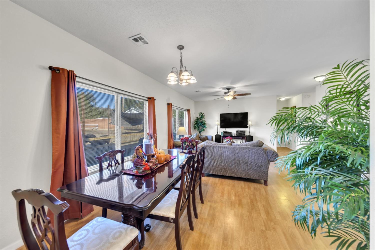 2611 Holmquist Lane