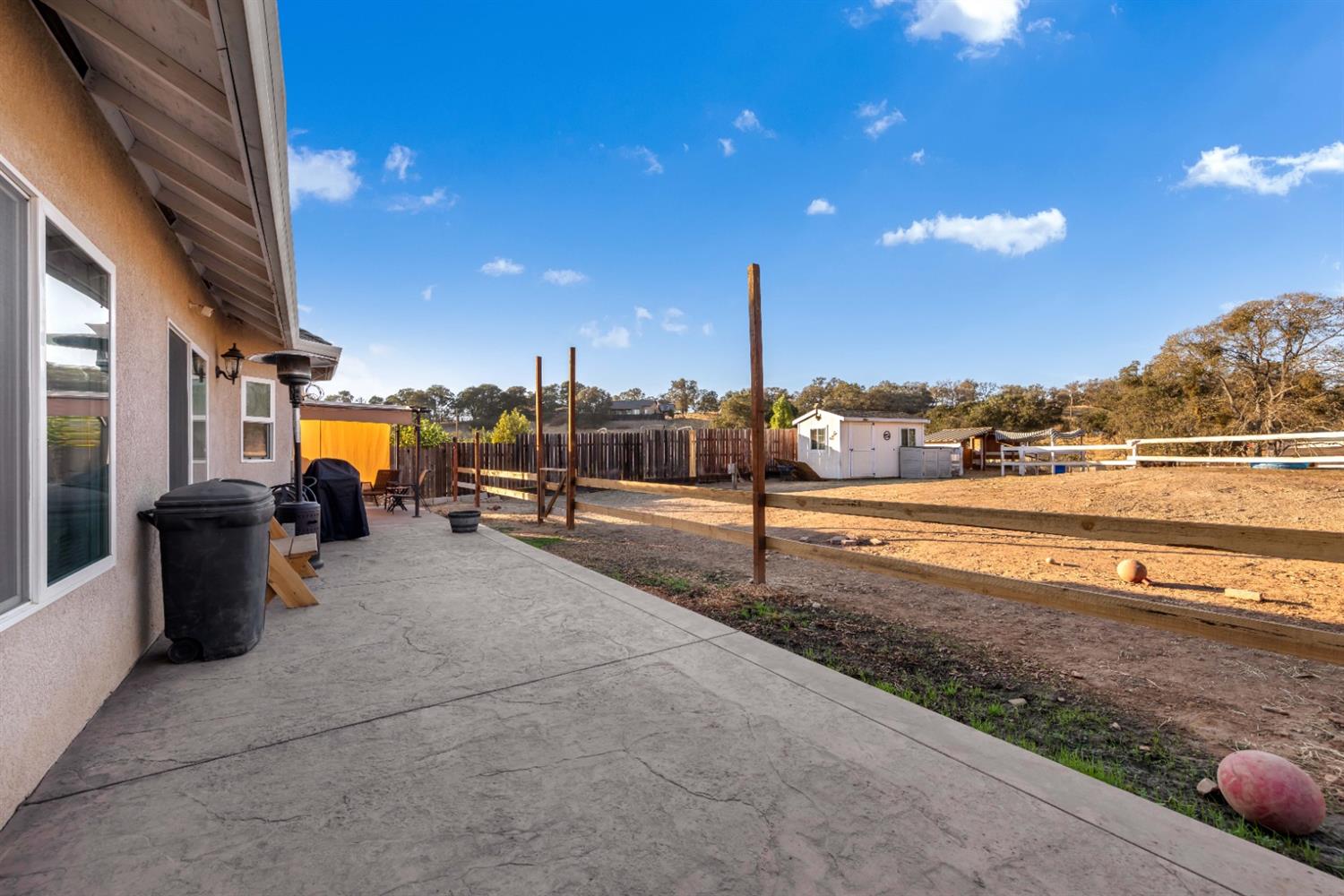 2611 Holmquist Lane