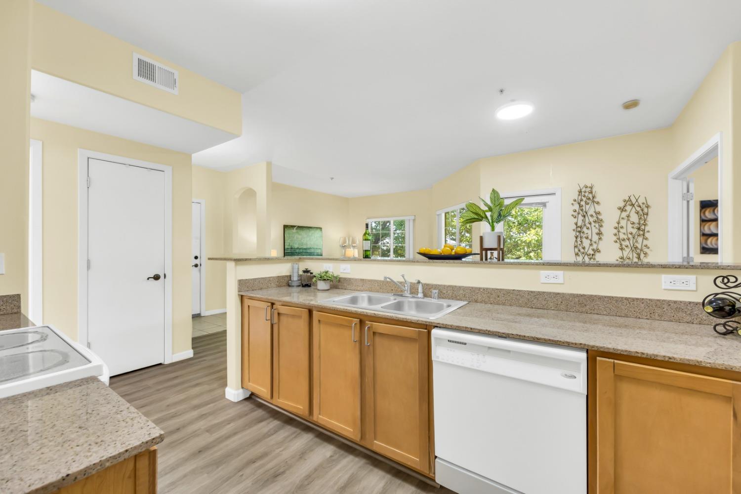 4200 E Commerce Way Unit: 1324