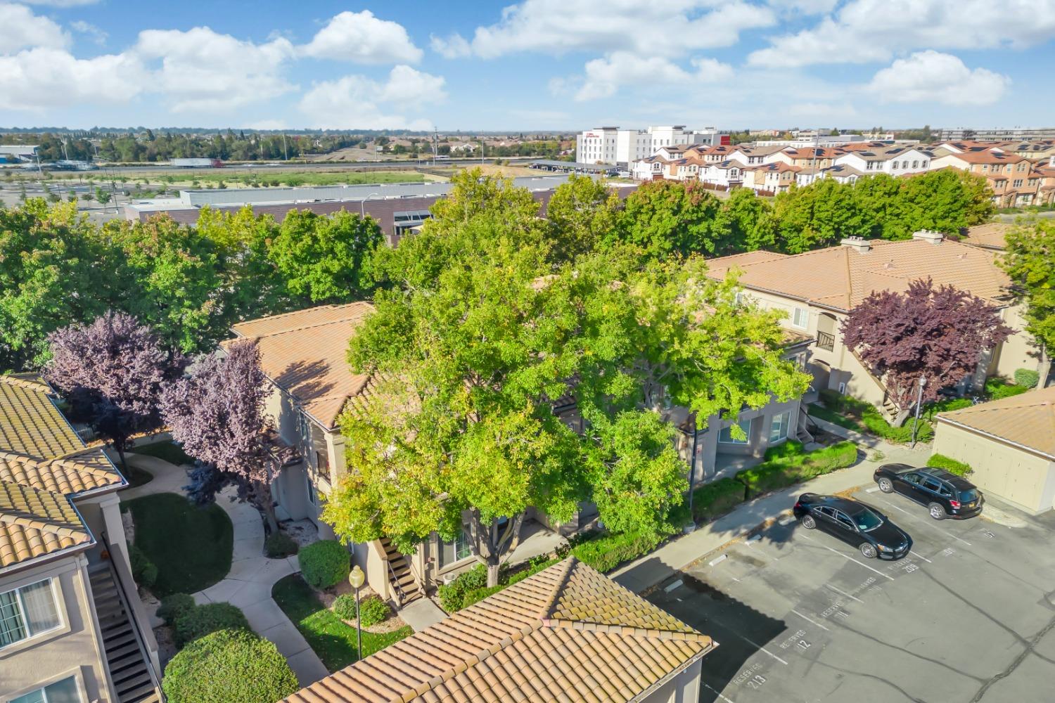 4200 E Commerce Way Unit: 1324