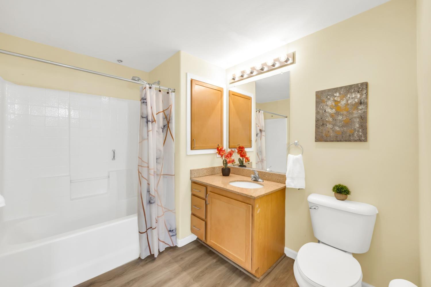 4200 E Commerce Way Unit: 1324