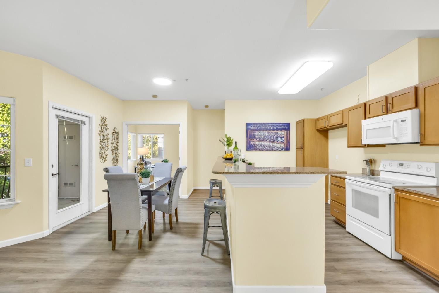 4200 E Commerce Way Unit: 1324