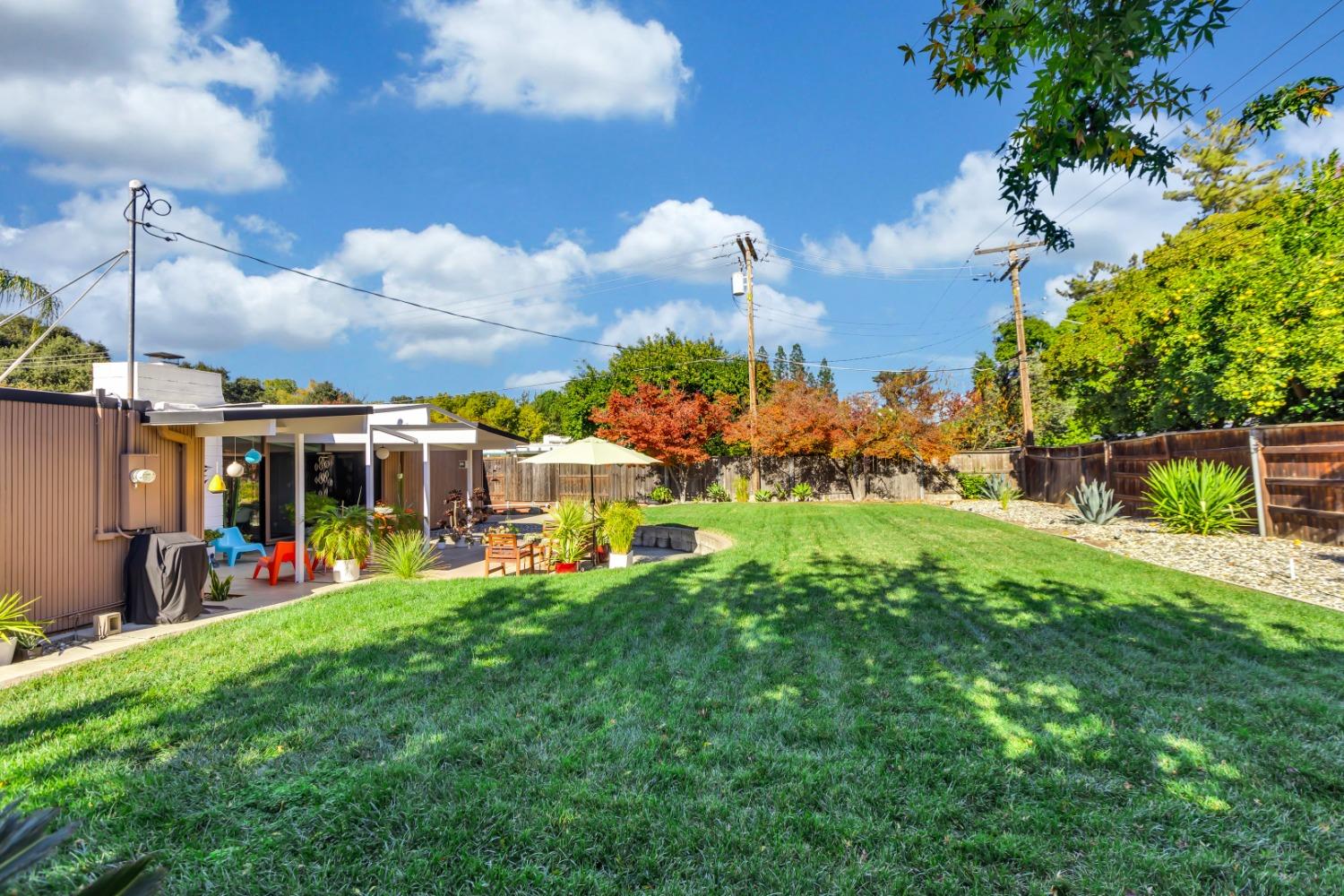 6425 S Land Park Drive