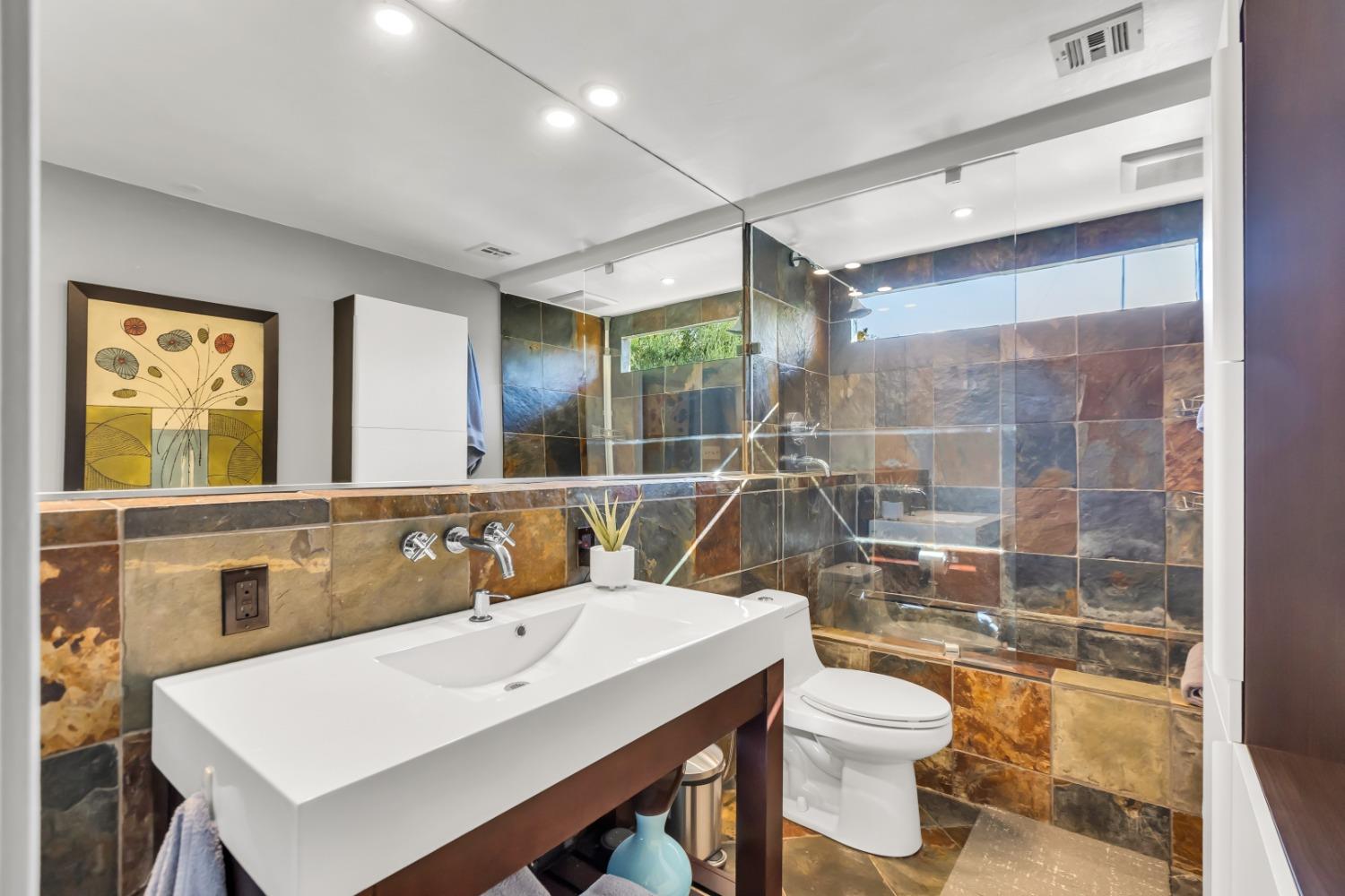 6425 S Land Park Drive