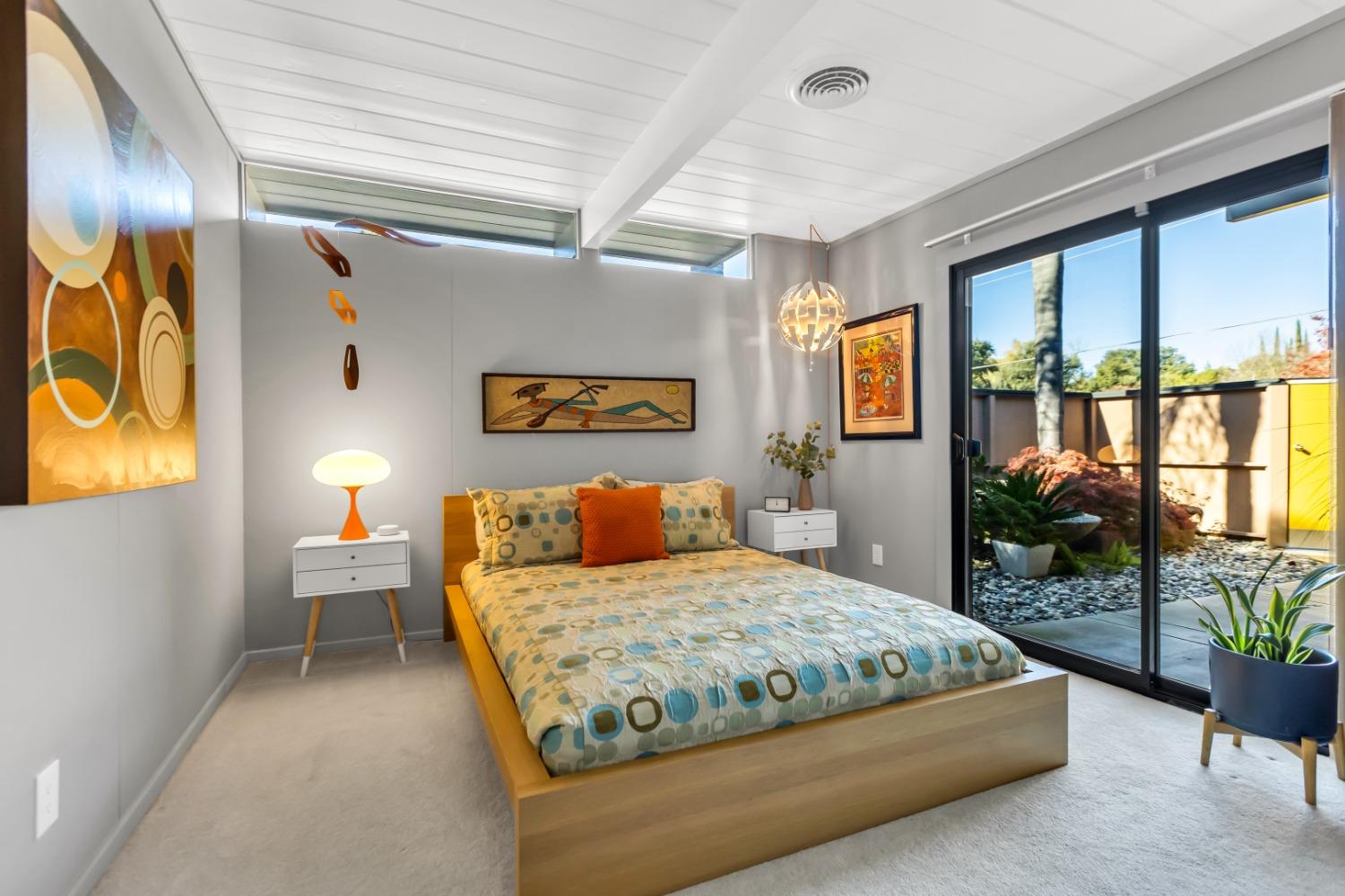 6425 S Land Park Drive