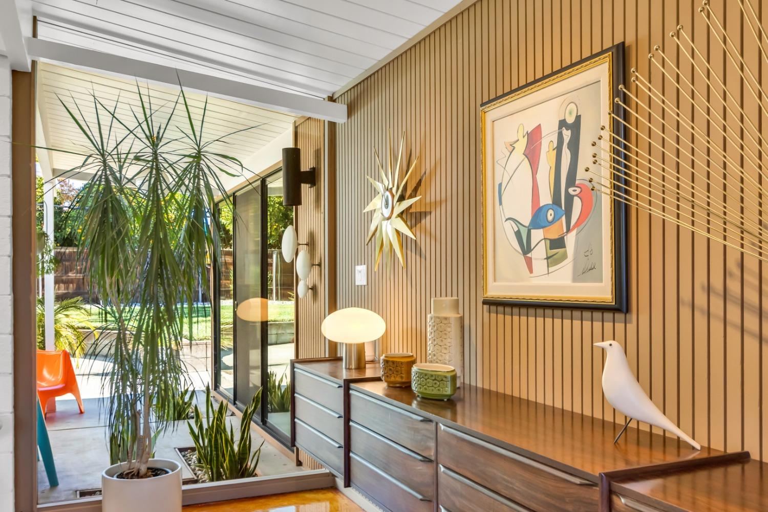 6425 S Land Park Drive