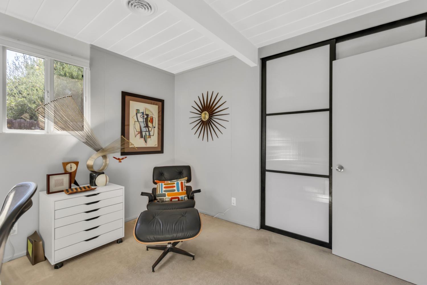 6425 S Land Park Drive