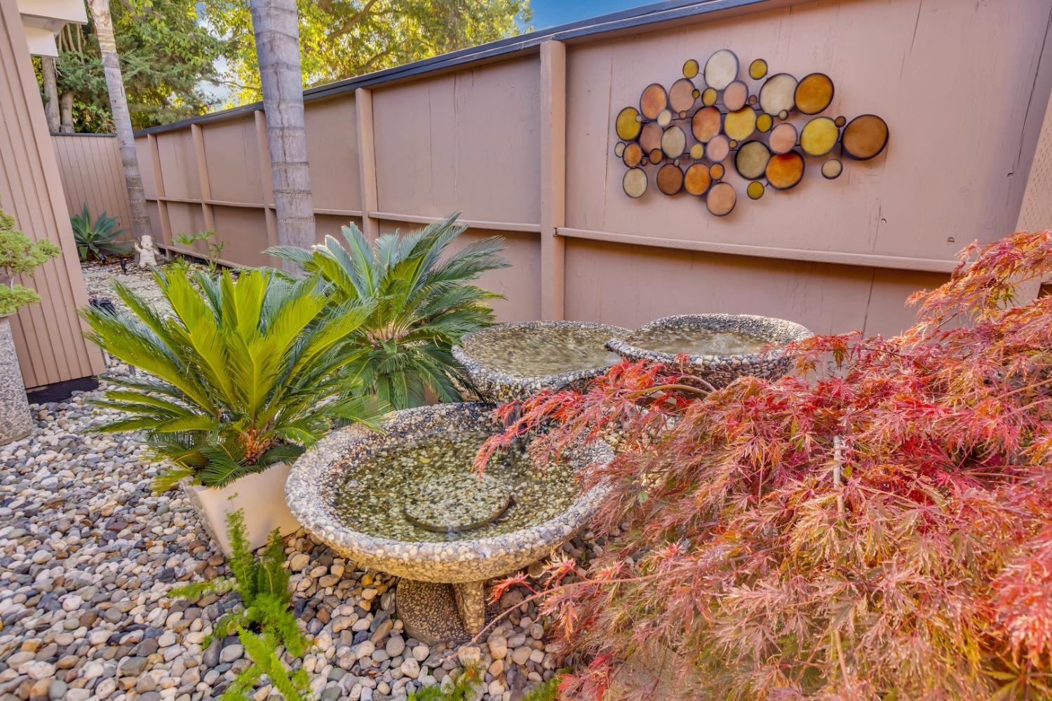 6425 S Land Park Drive