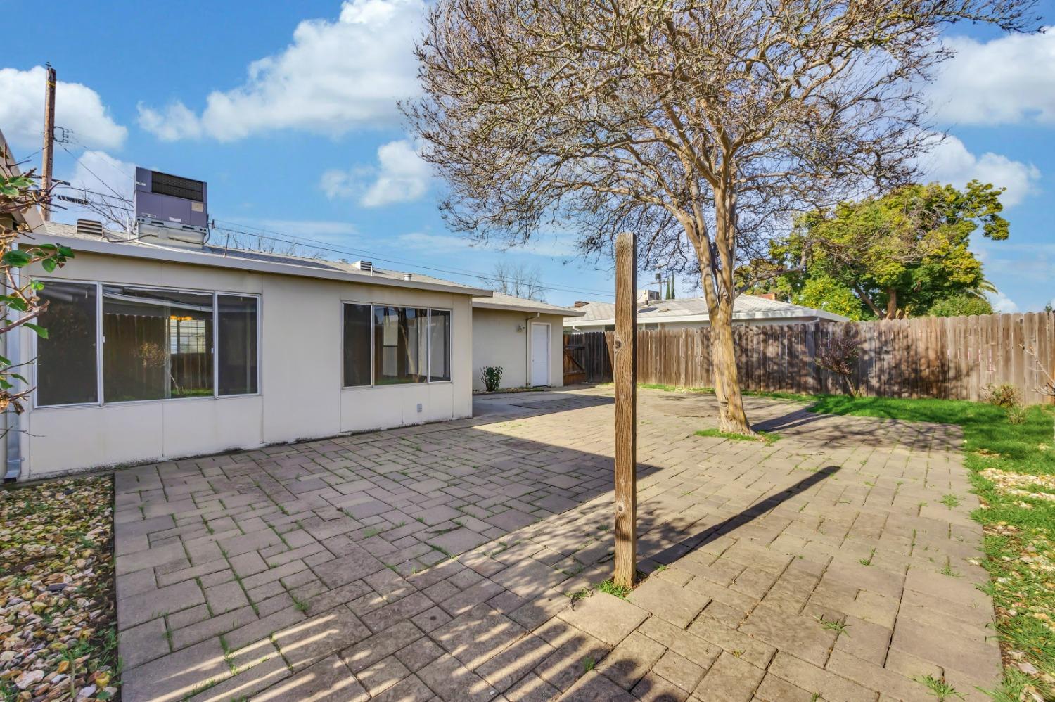 1509 Buchanan Street