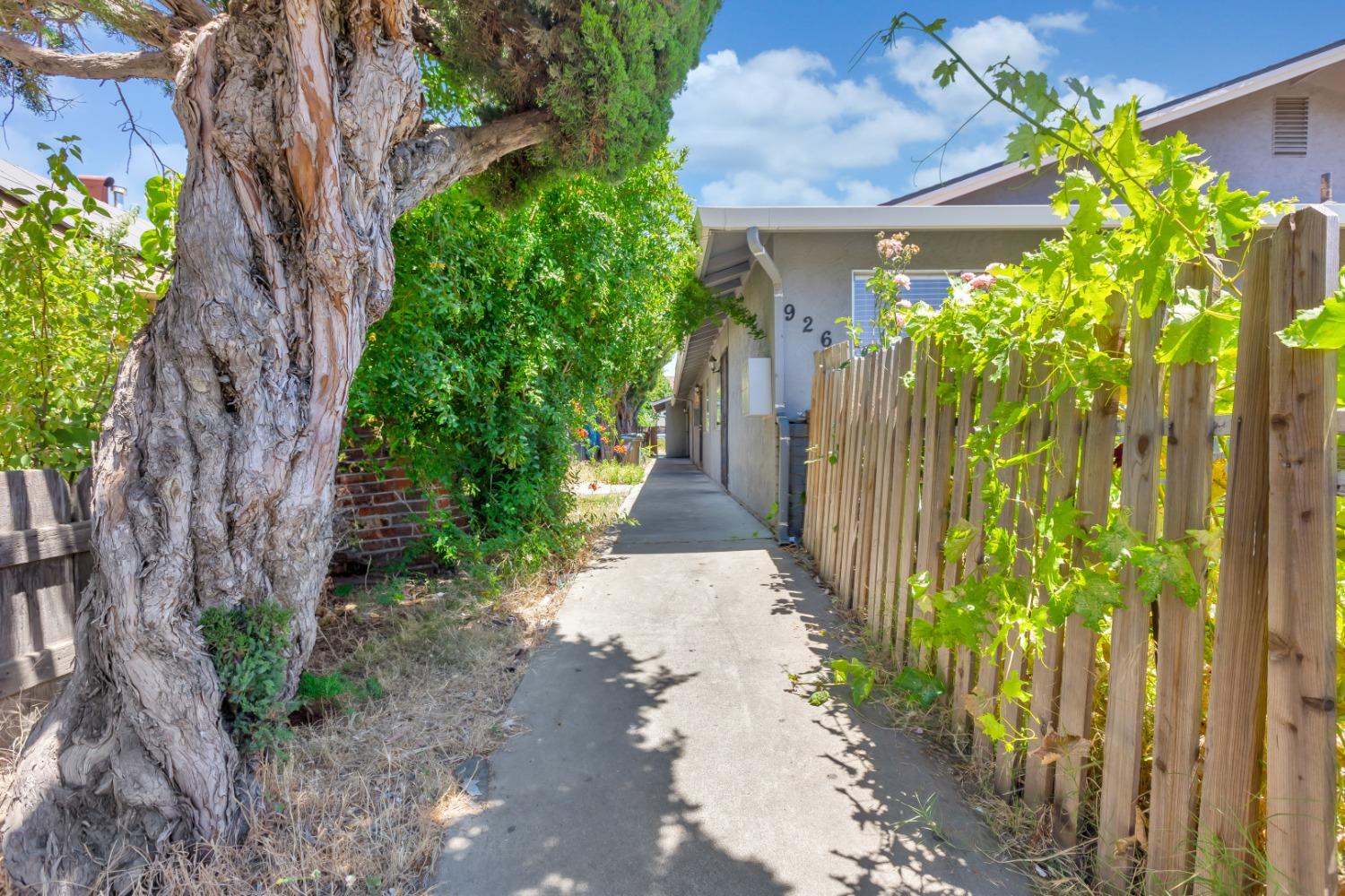 926 Wellswood Avenue