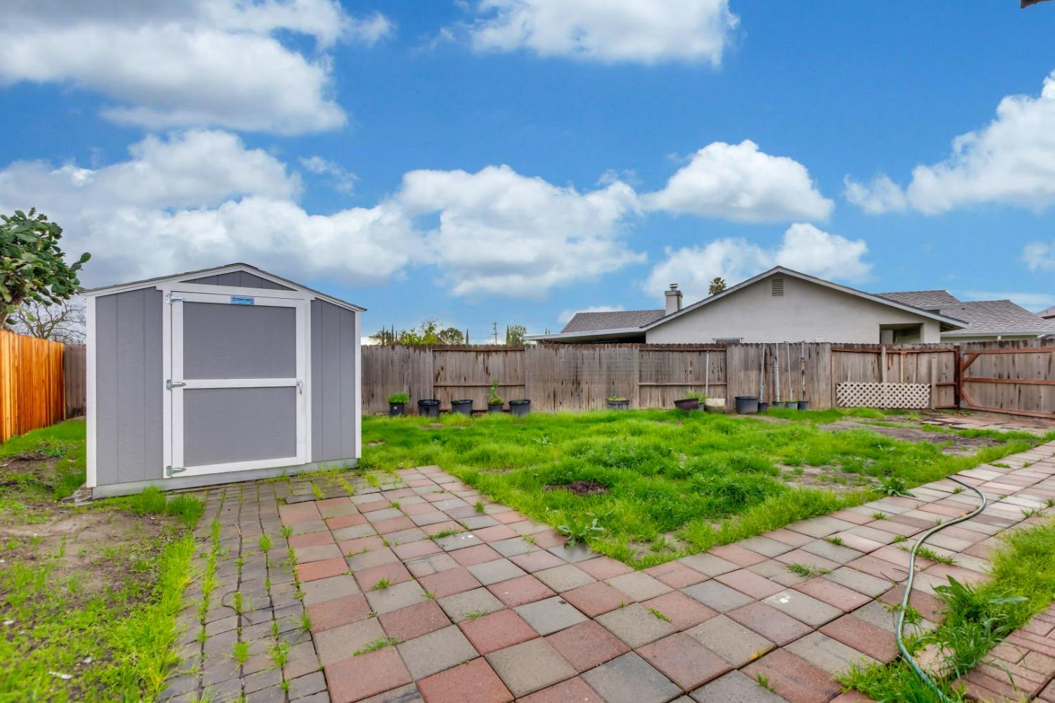 1752 Thousand Oaks Court