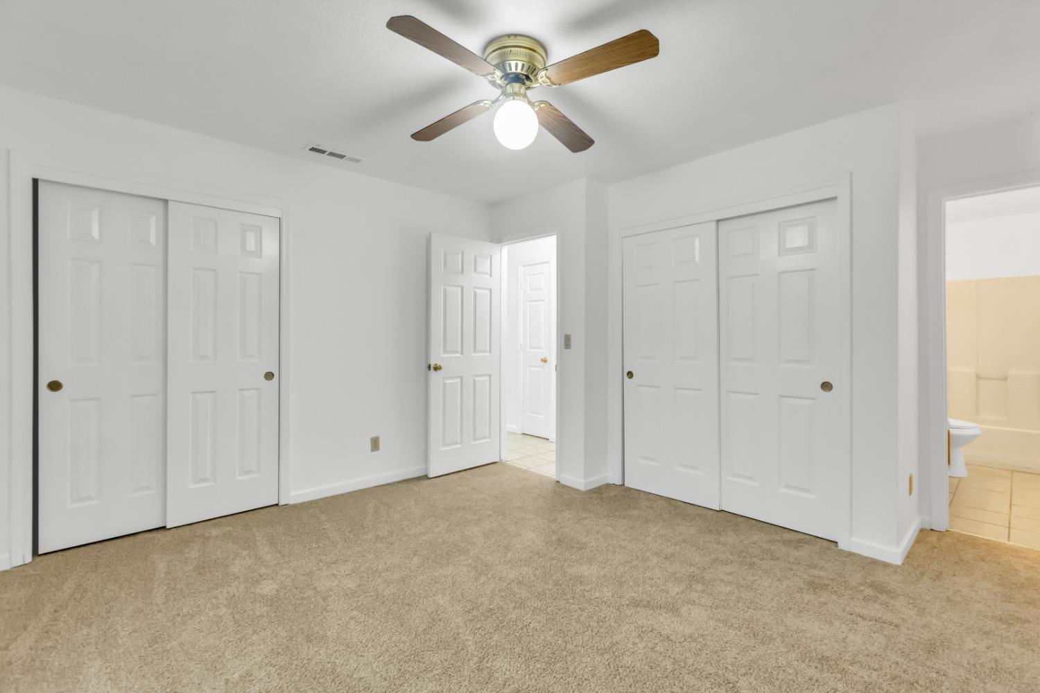 1752 Thousand Oaks Court