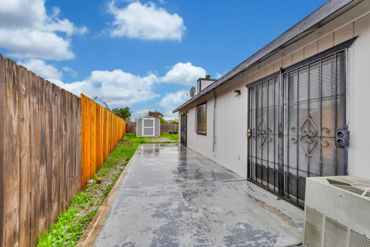 1752 Thousand Oaks Court